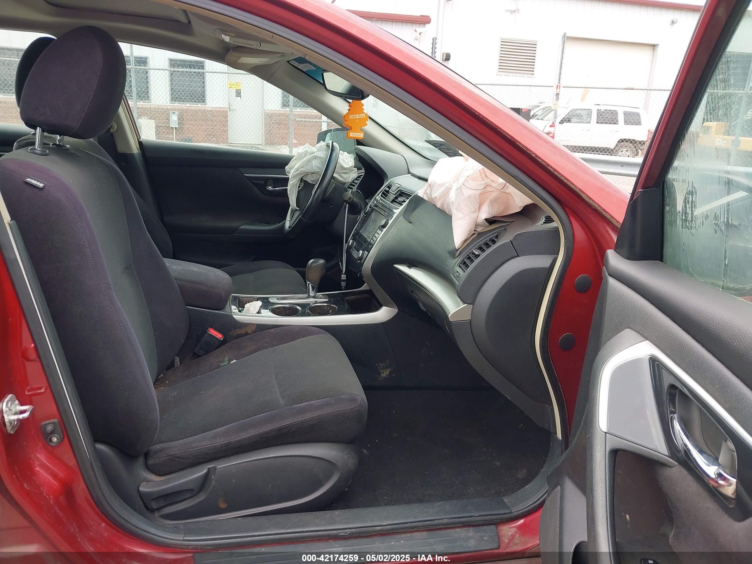 NISSAN ALTIMA image 5