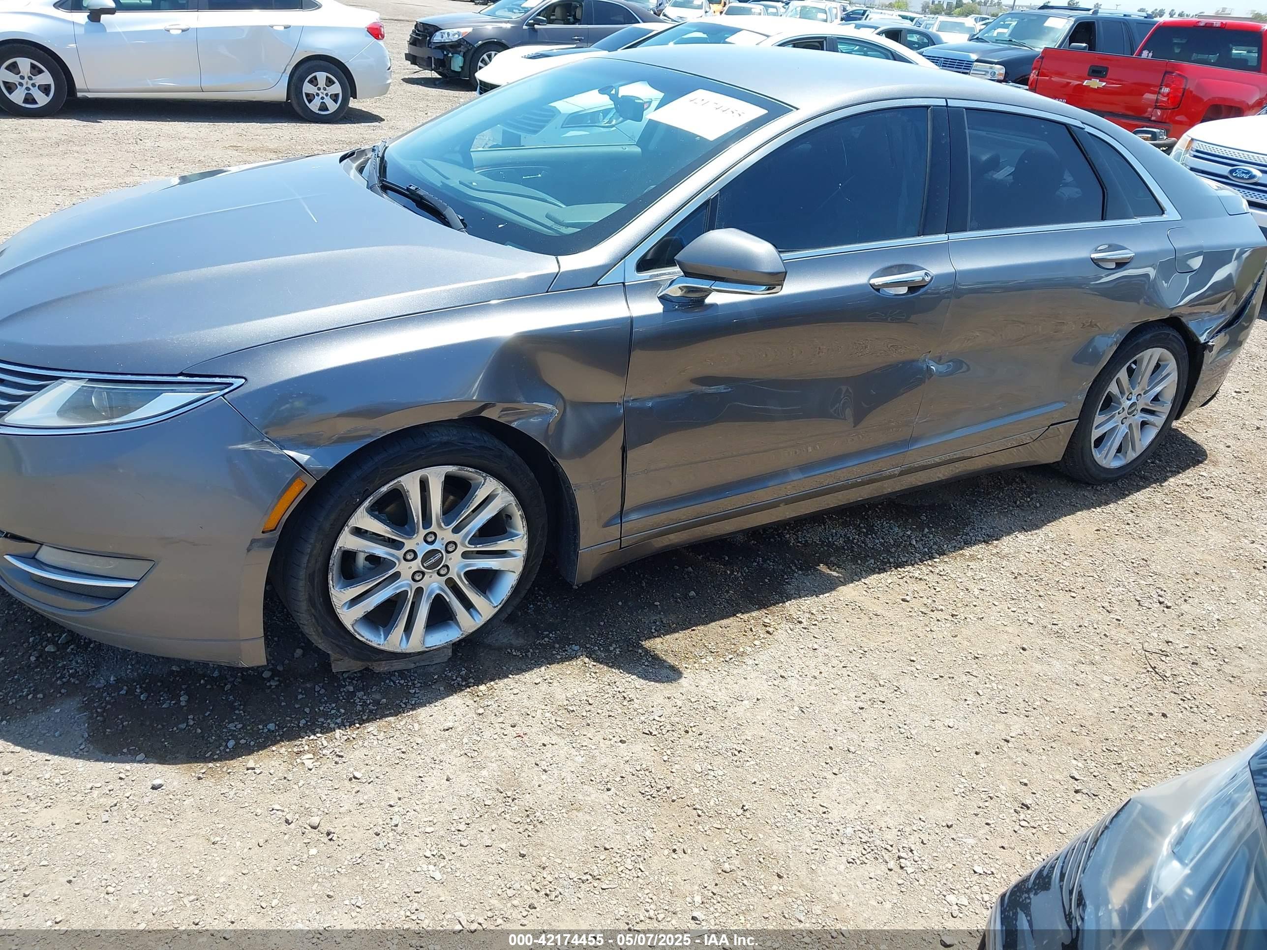 LINCOLN MKZ image 6