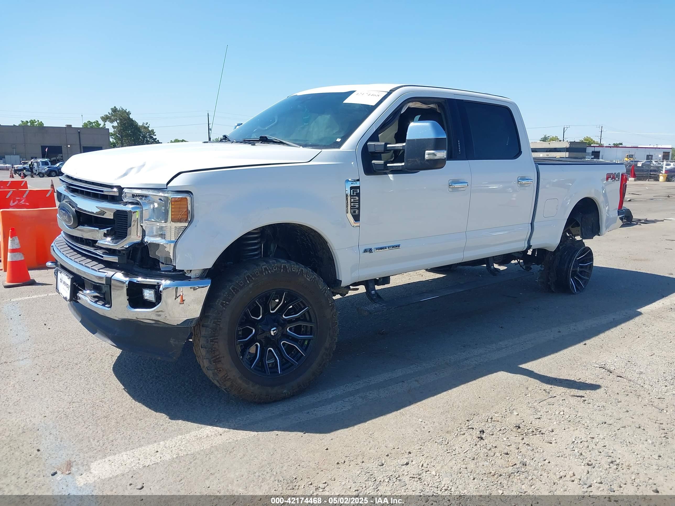 FORD F-250 image 2