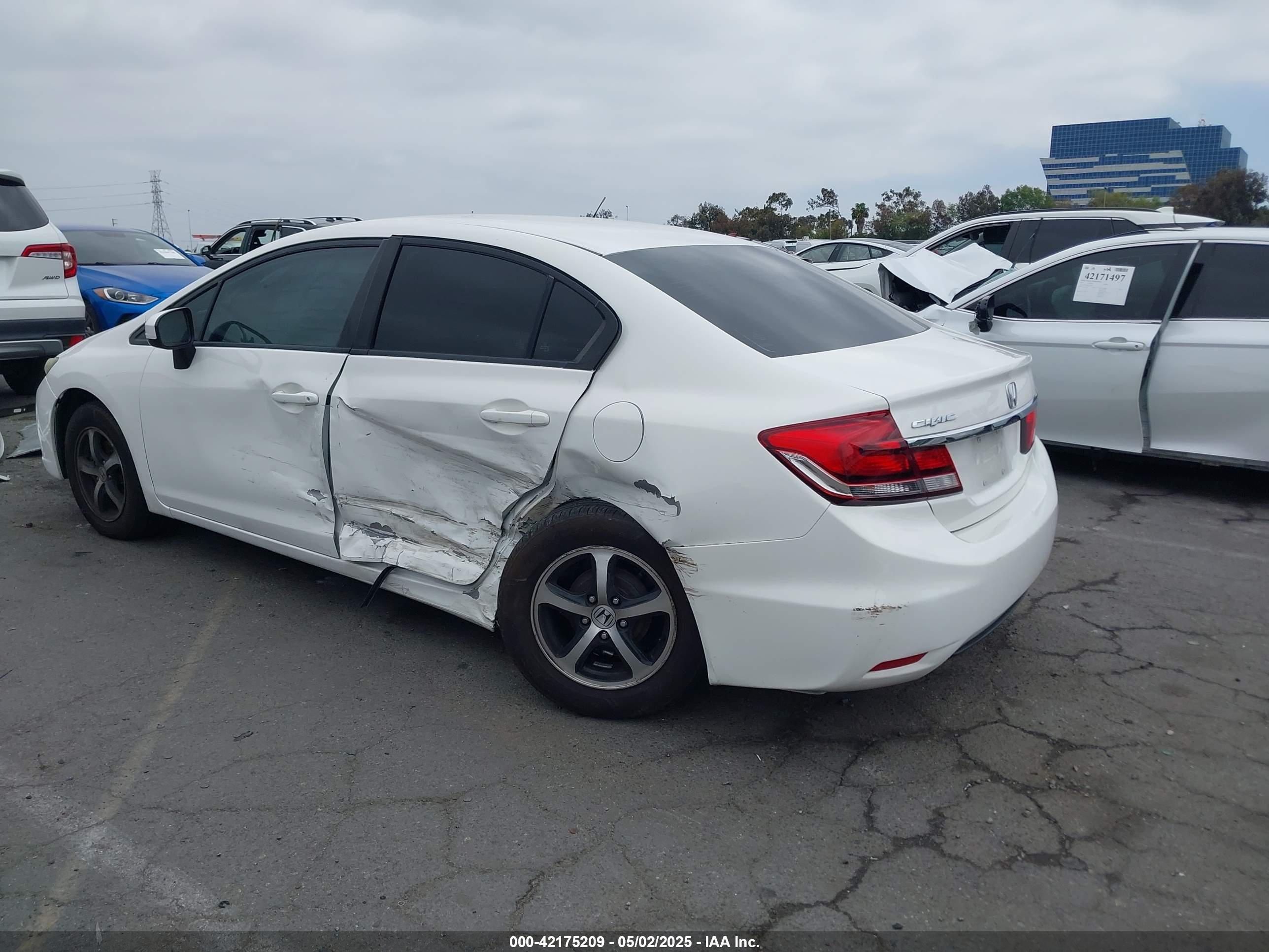 HONDA CIVIC image 3
