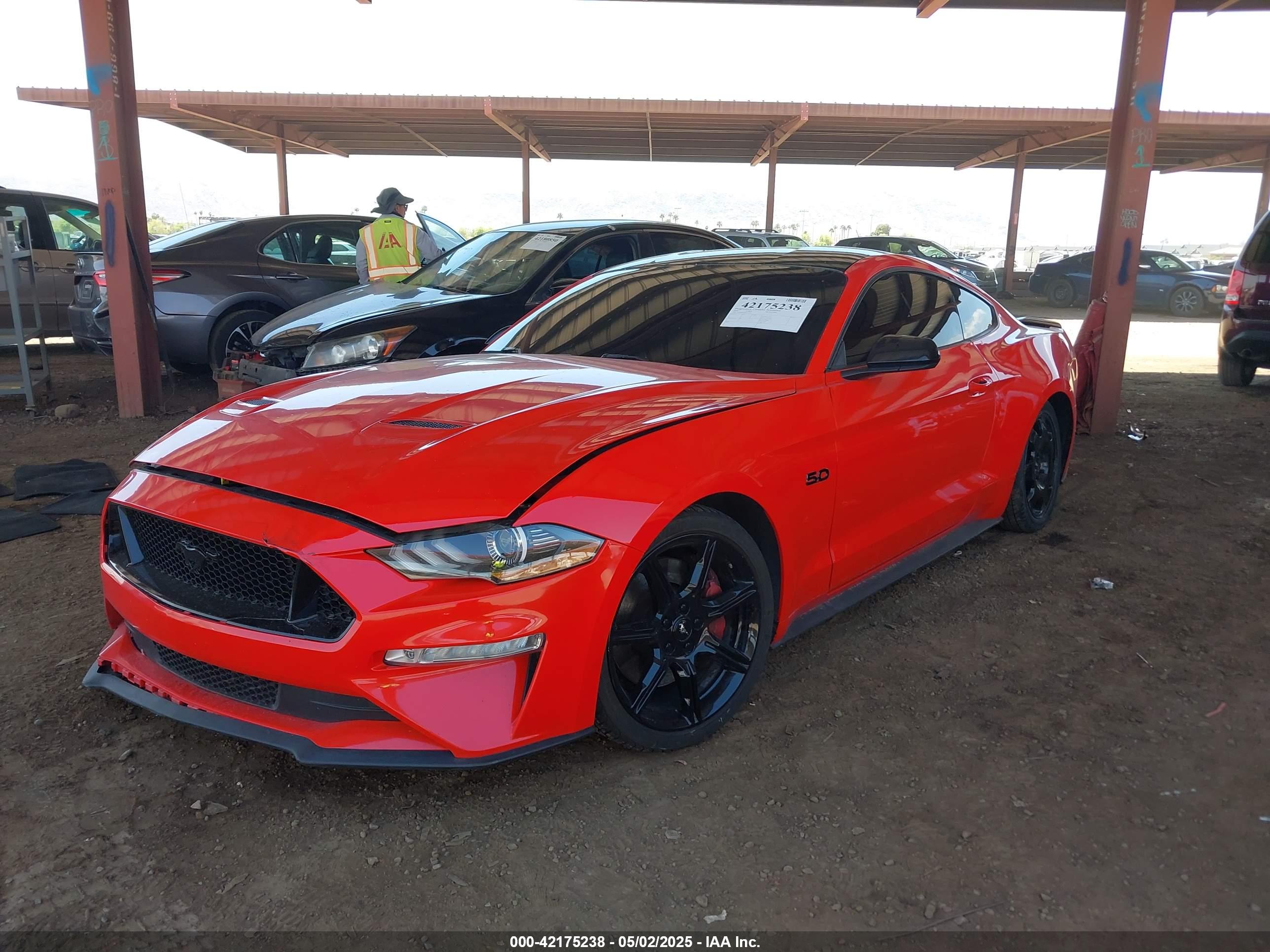 FORD MUSTANG image 2