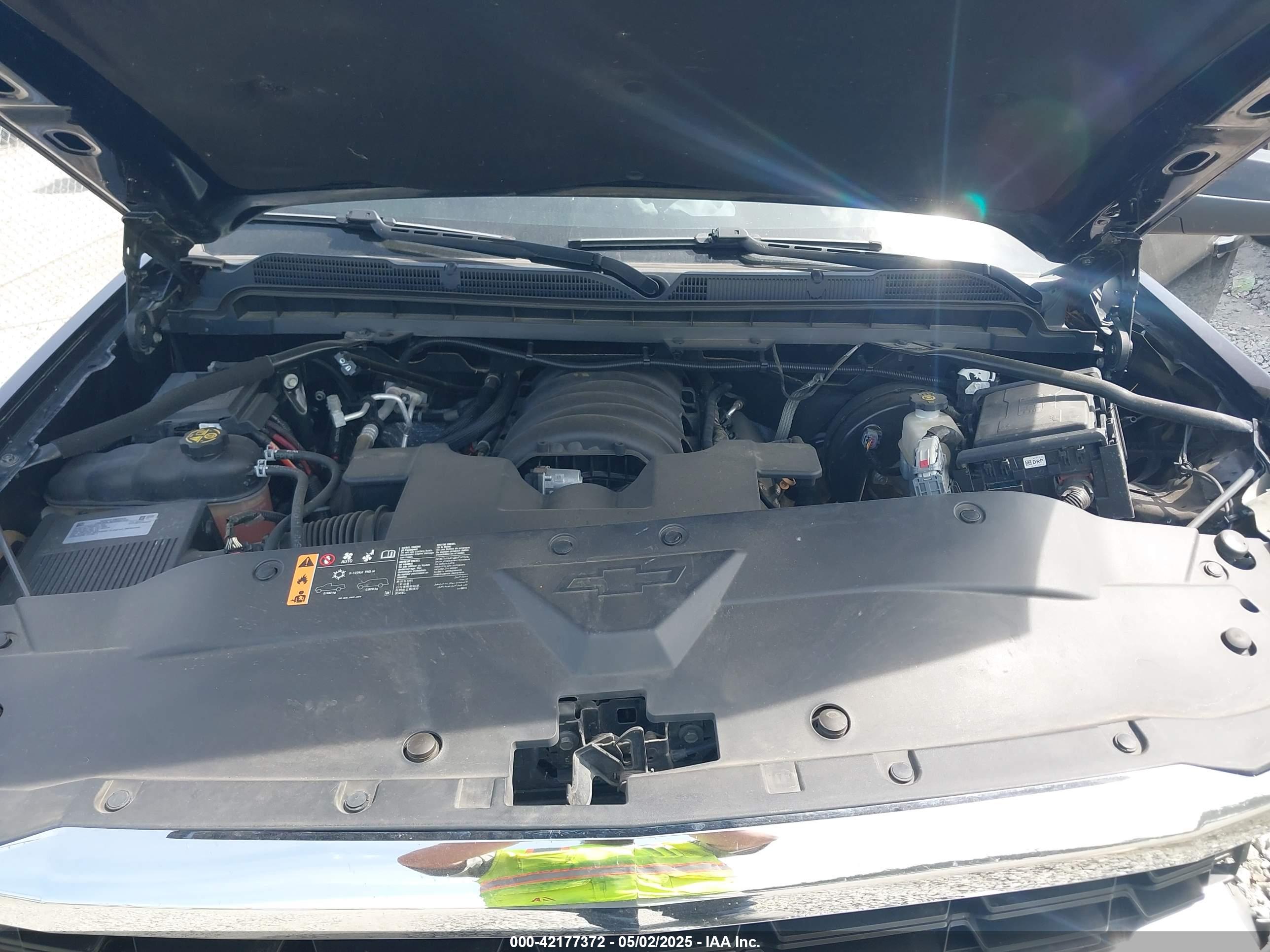 CHEVROLET SILVERADO image 10