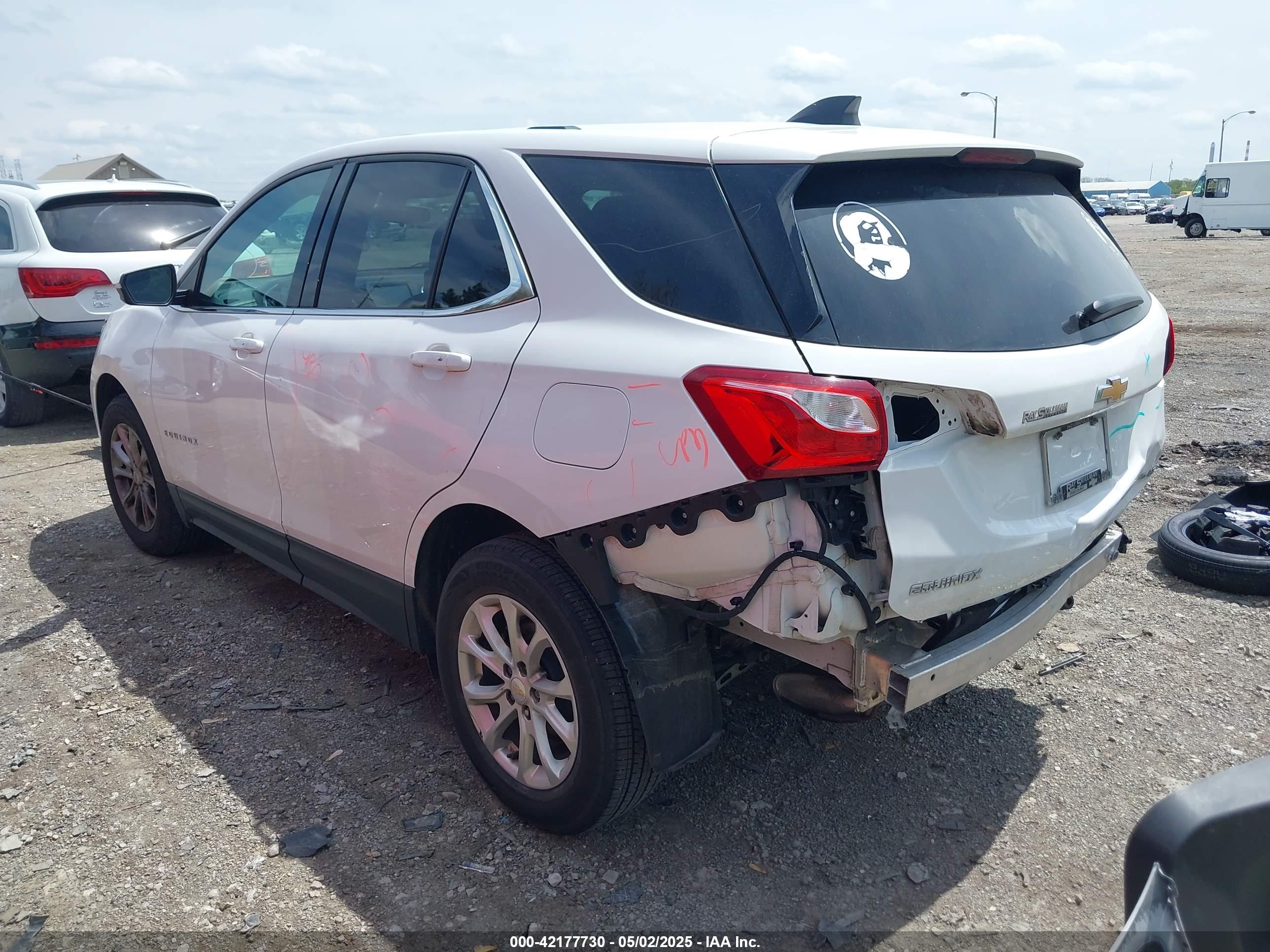 CHEVROLET EQUINOX image 3