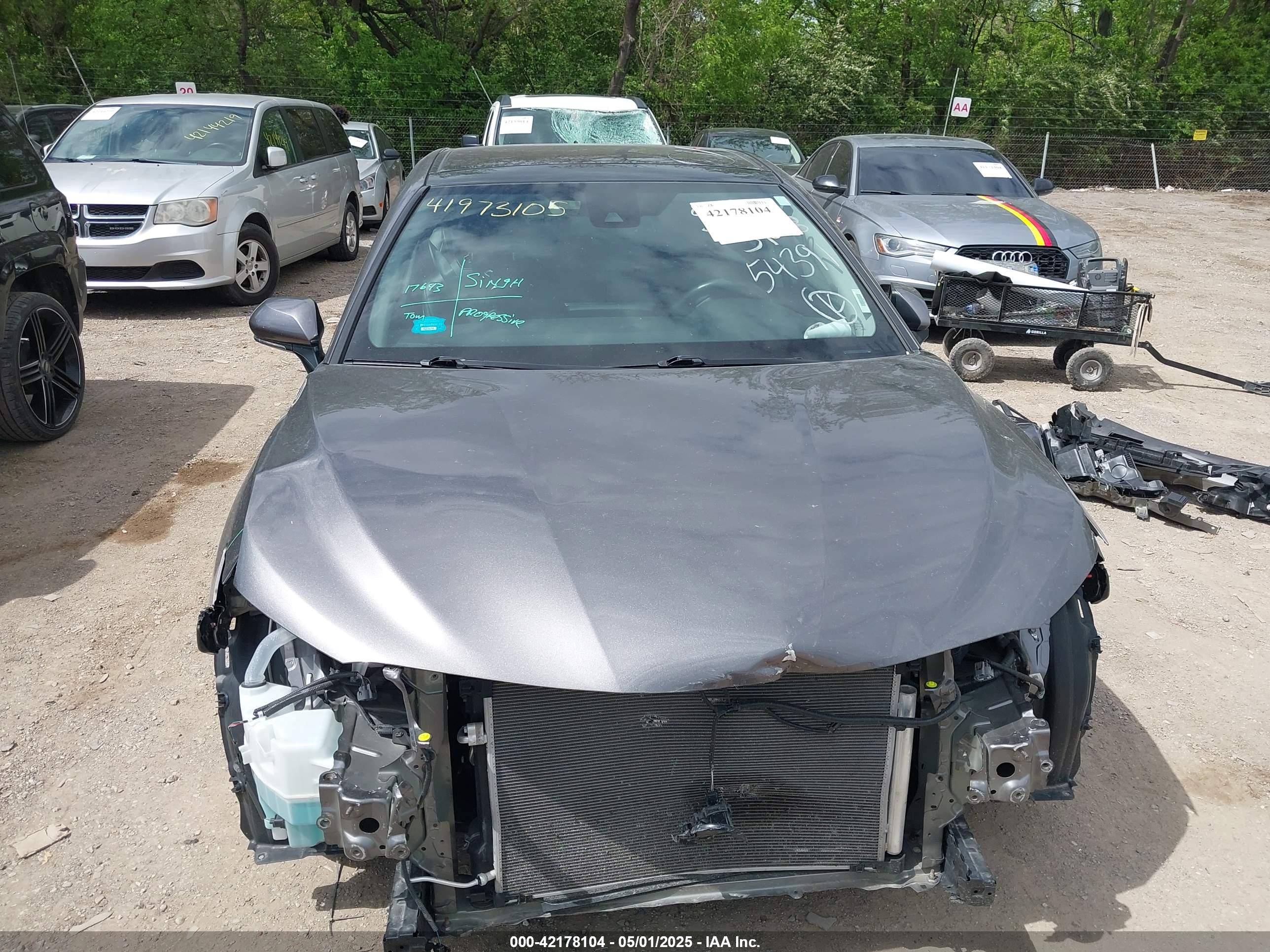 TOYOTA CAMRY image 6