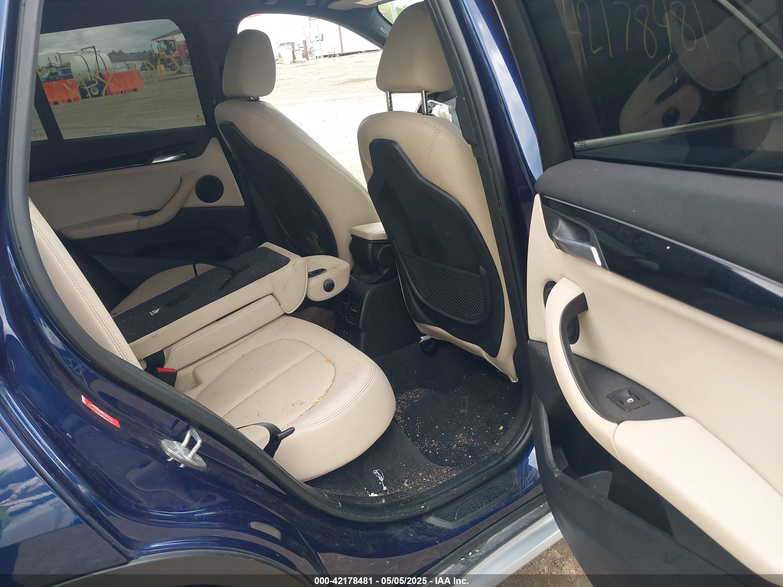 BMW X1 image 8