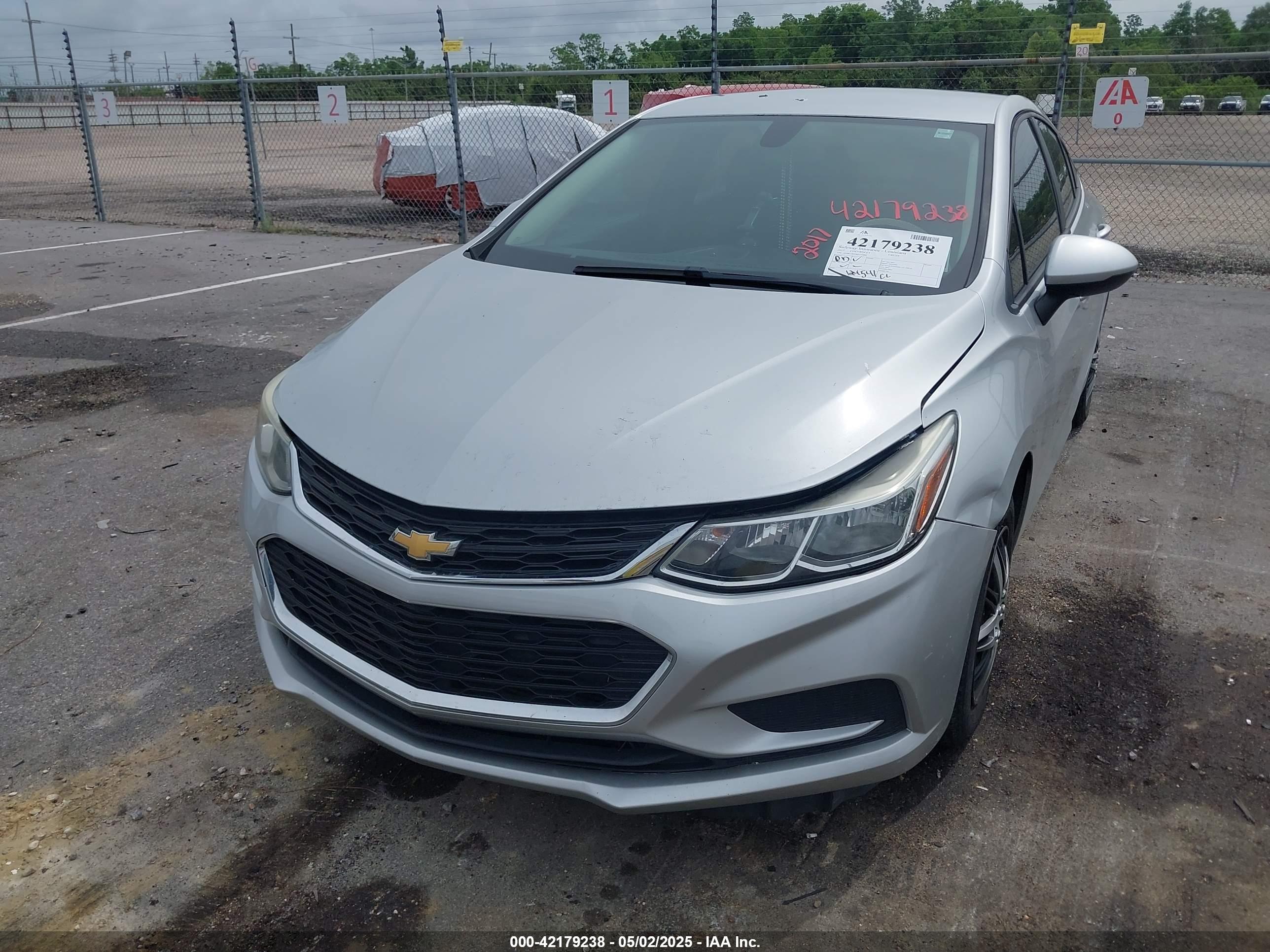 CHEVROLET CRUZE image 6