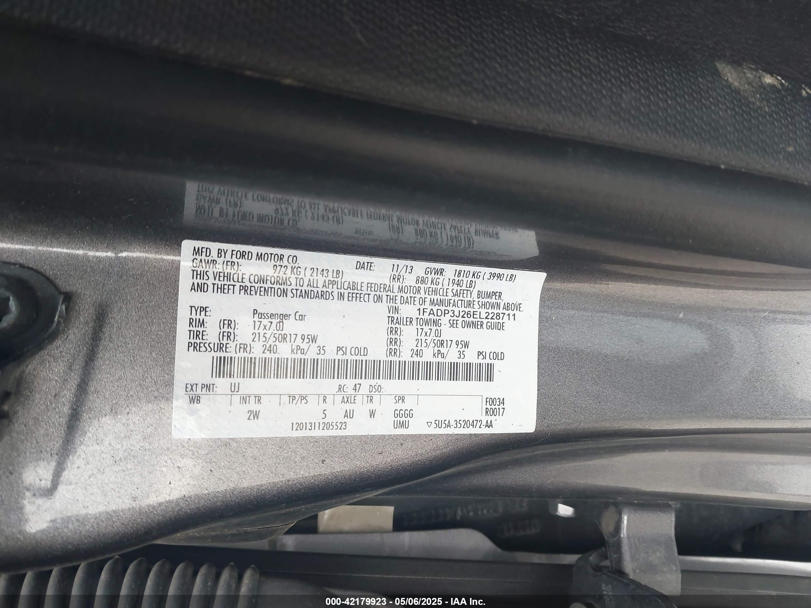 FORD FOCUS image 9
