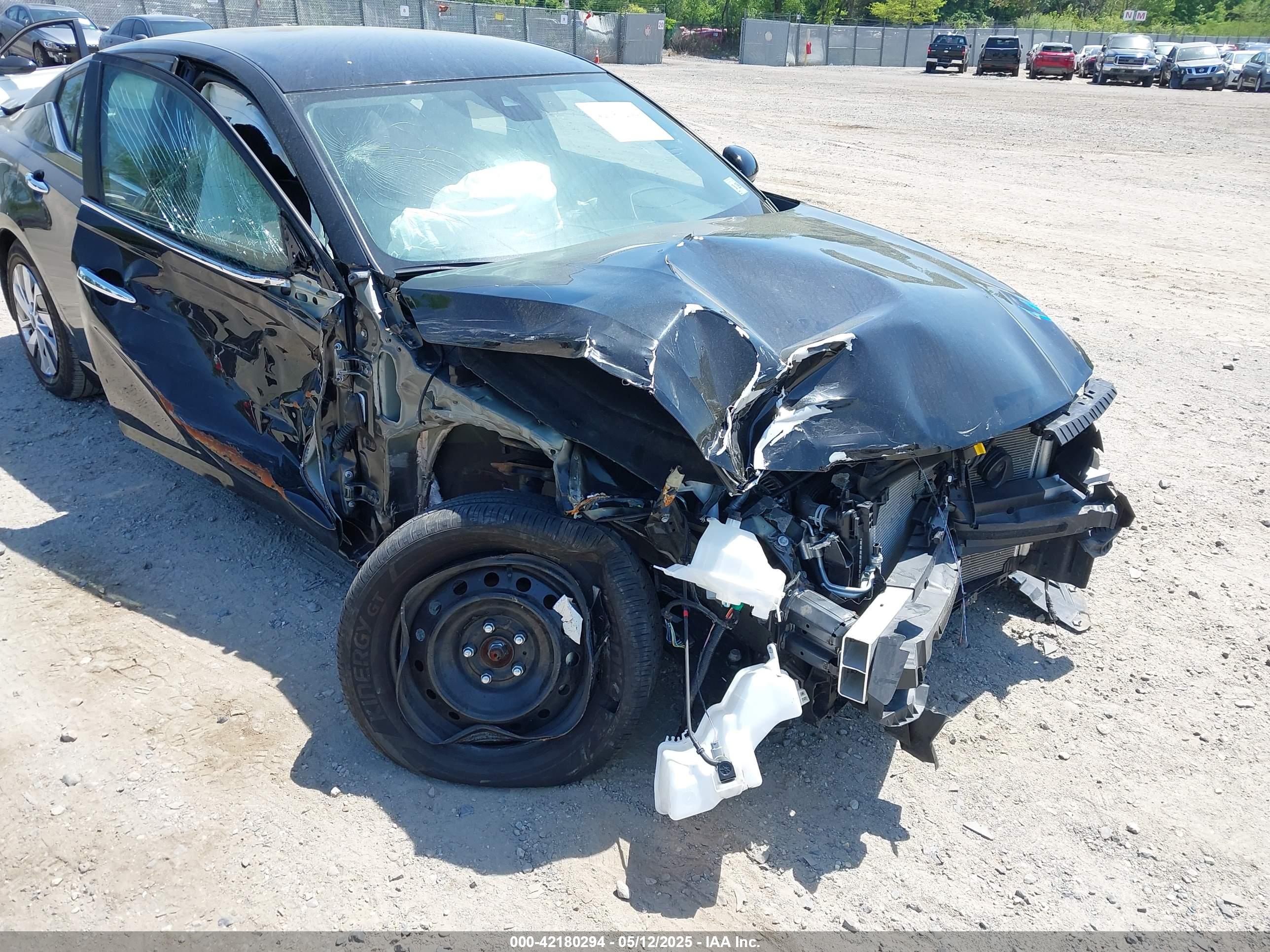 NISSAN ALTIMA image 6