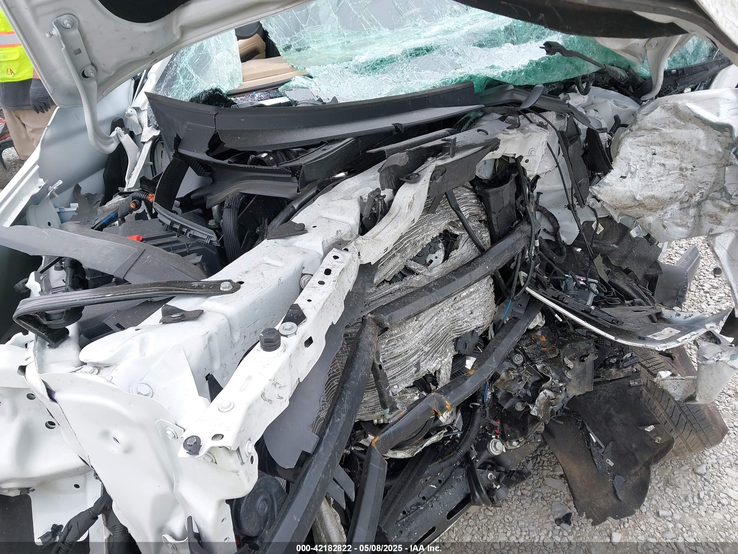 CHEVROLET TAHOE image 10