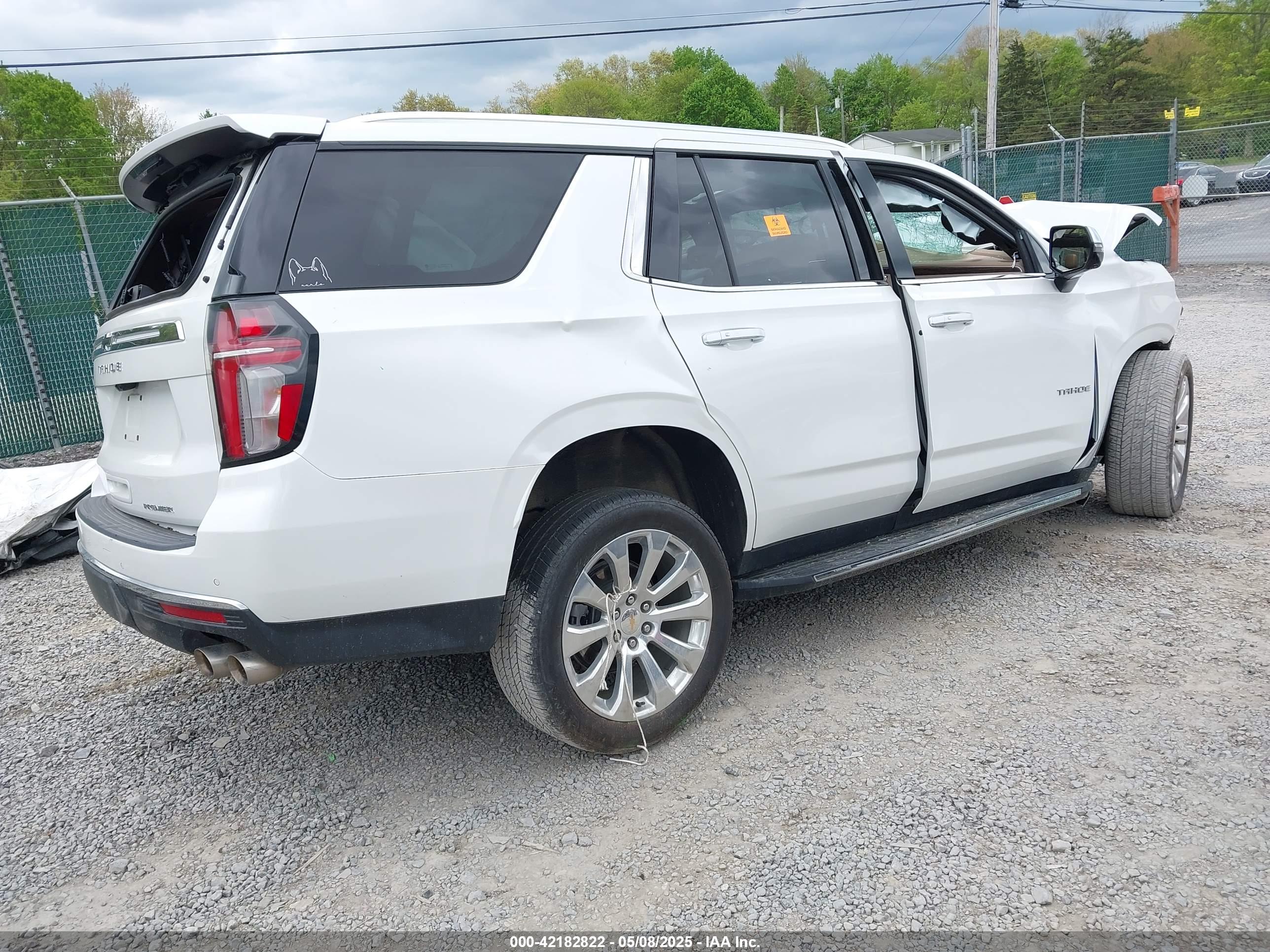 CHEVROLET TAHOE image 4