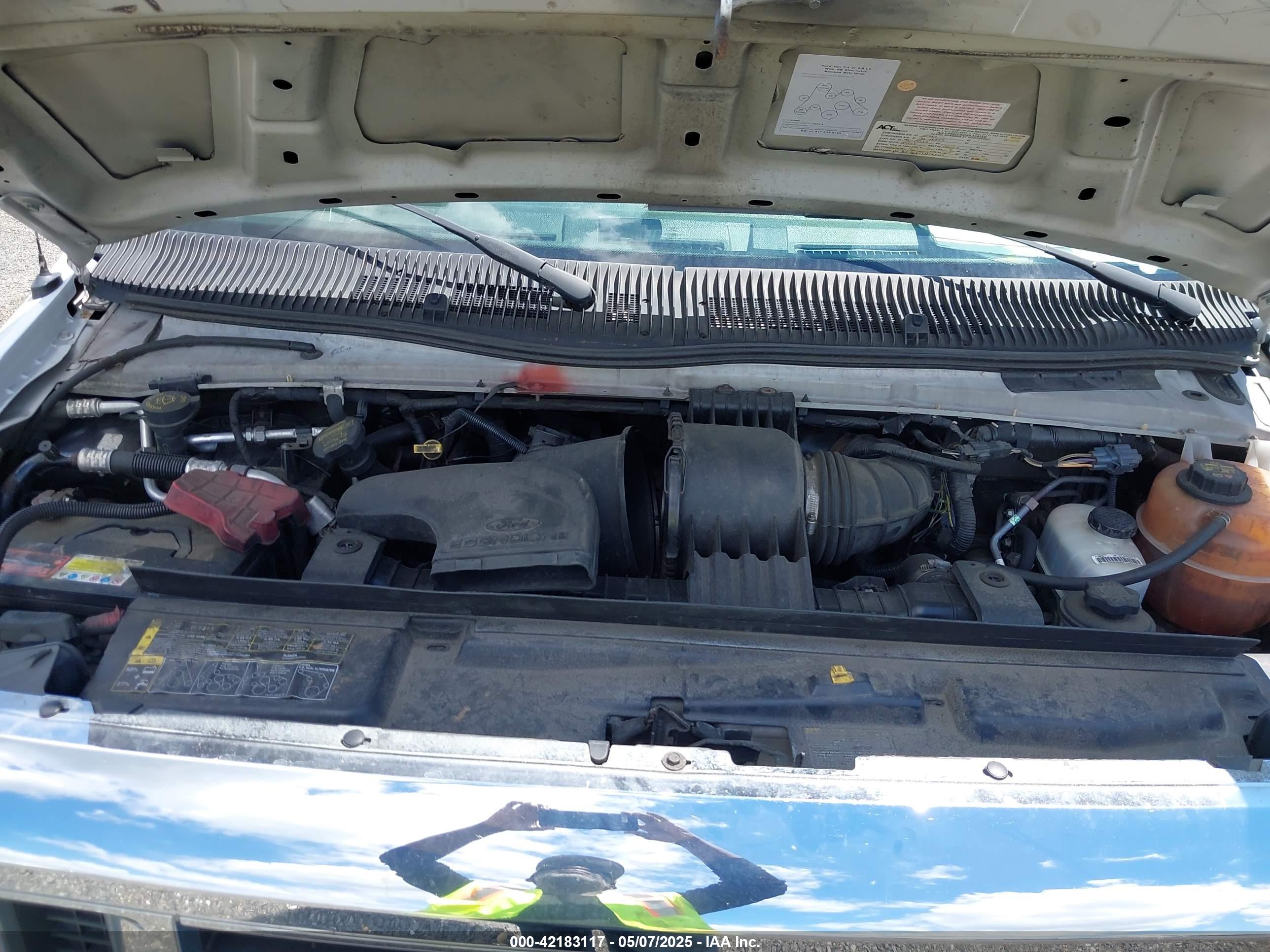 FORD E-450 image 10