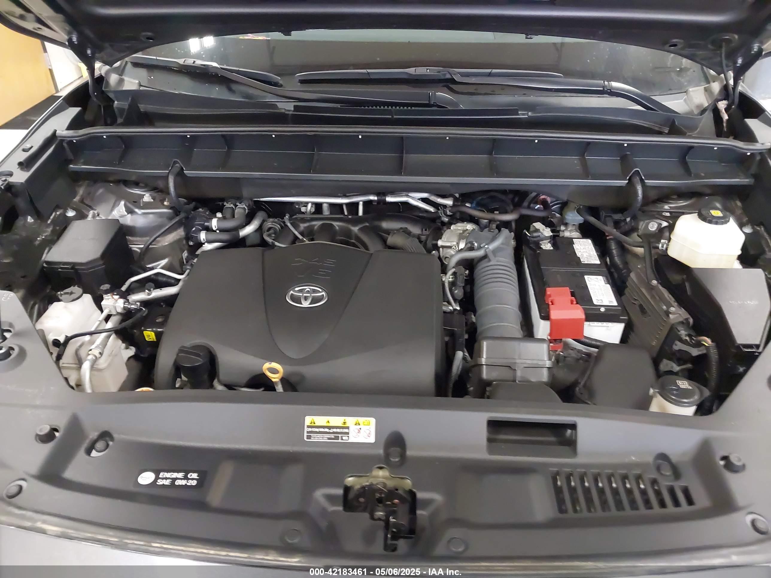 TOYOTA HIGHLANDER image 10