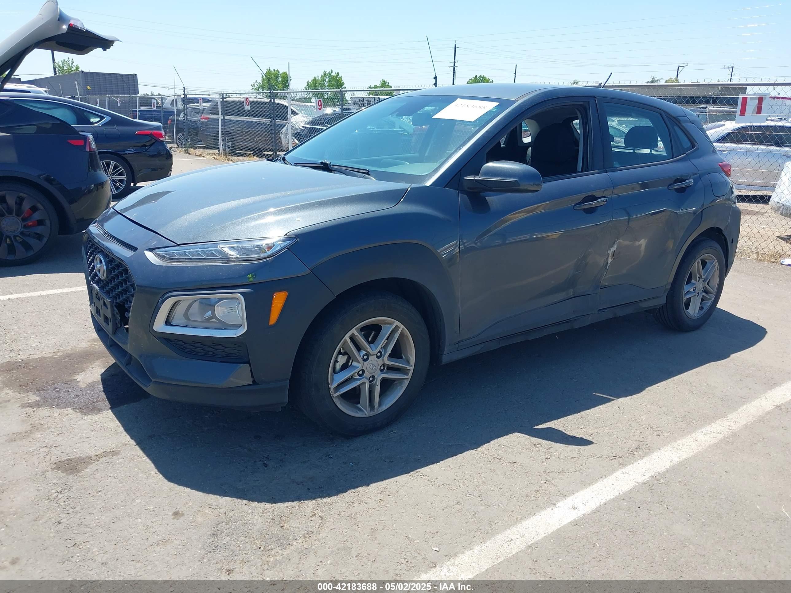 HYUNDAI KONA image 2