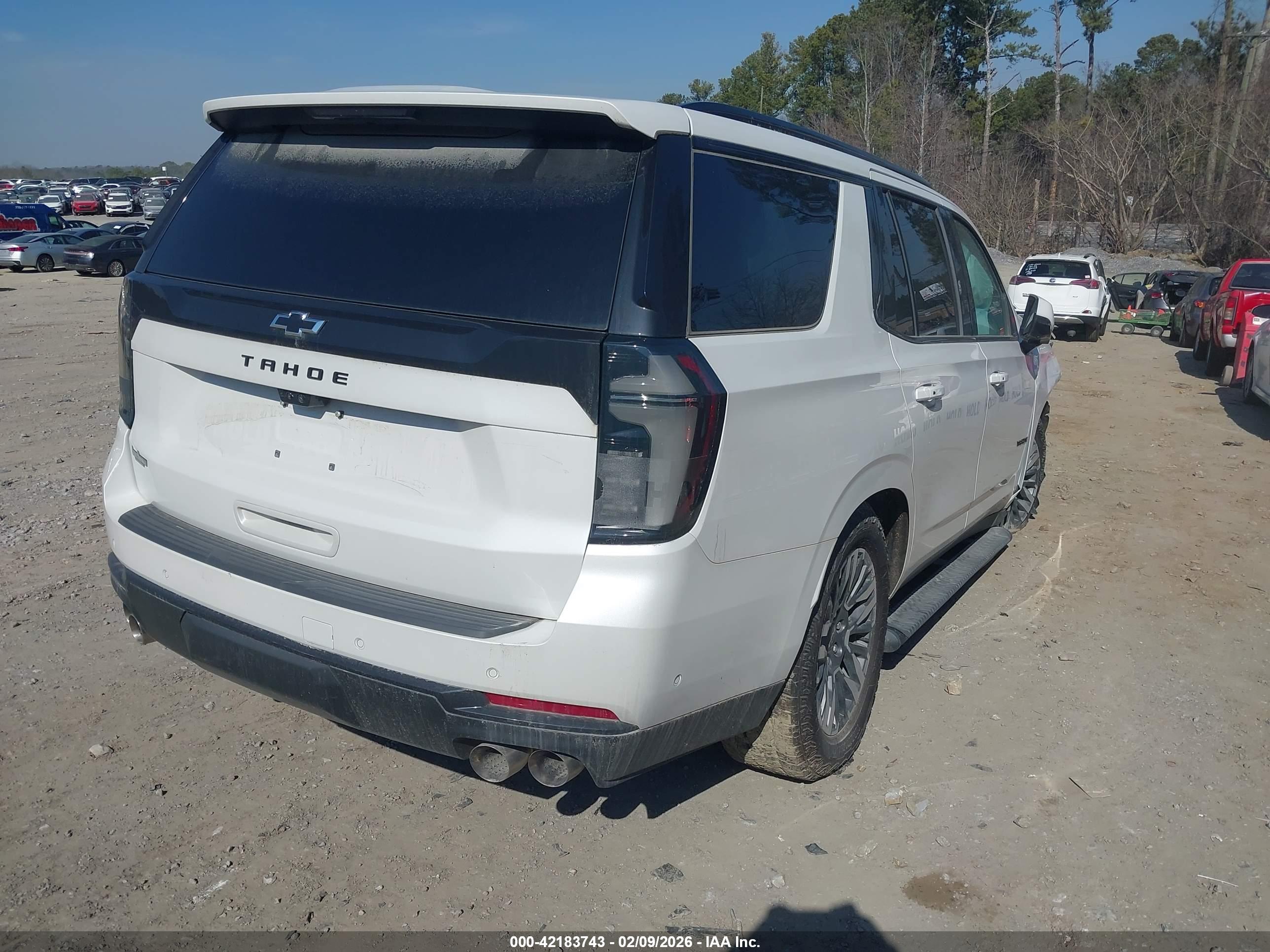 CHEVROLET TAHOE image 4