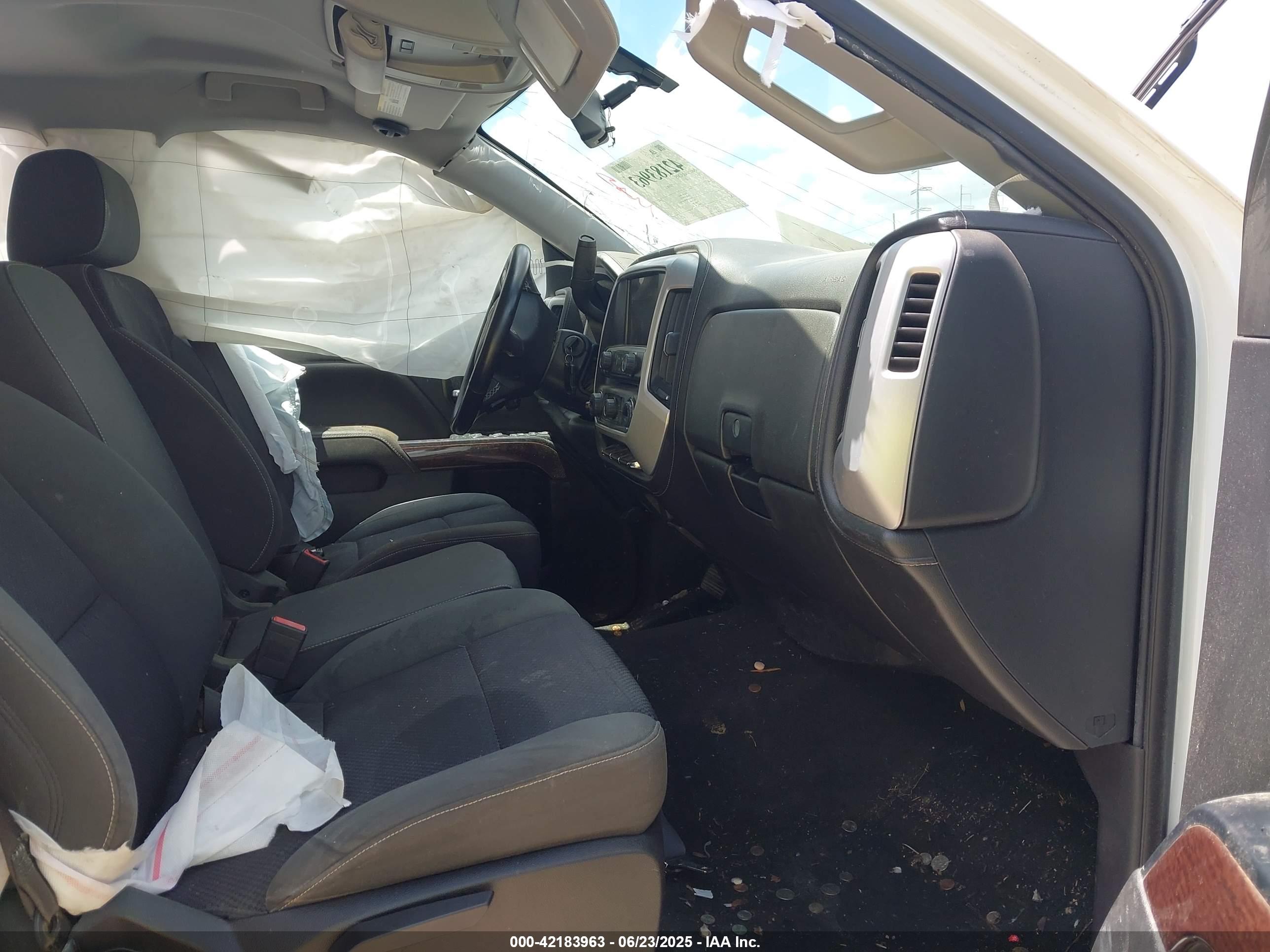 GMC SIERRA image 5