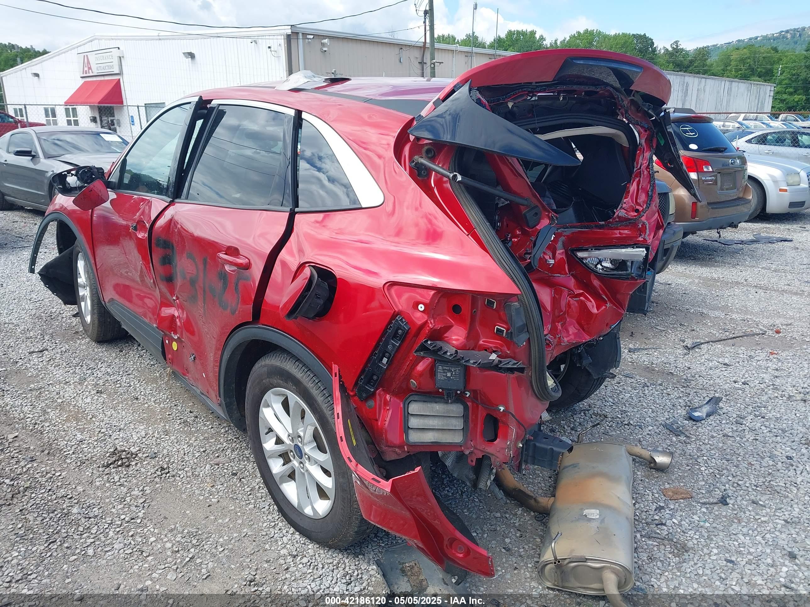 FORD ESCAPE image 3