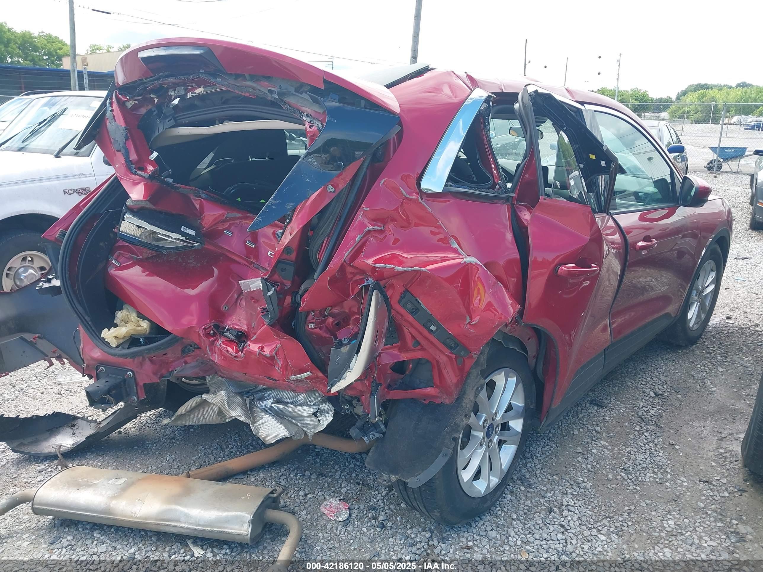 FORD ESCAPE image 4