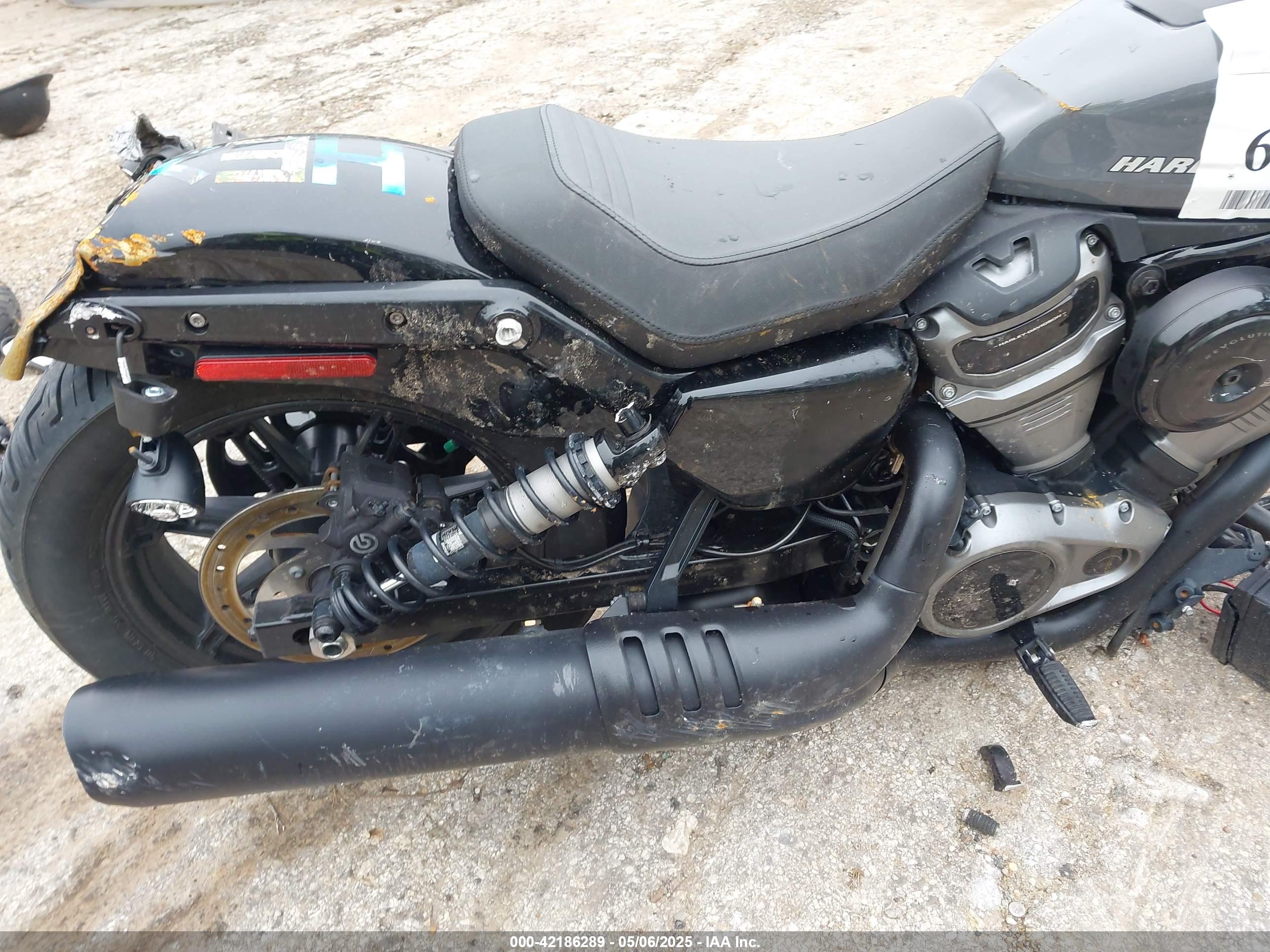 HARLEY-DAVIDSON RH975 image 8
