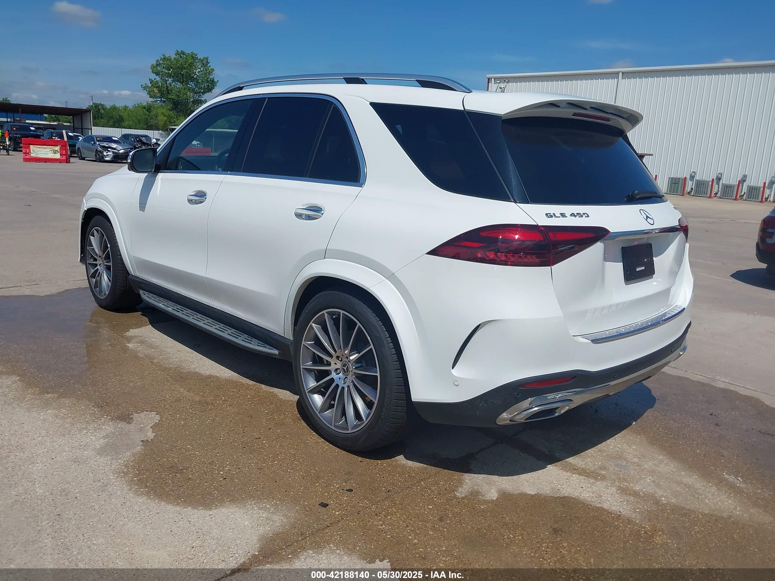 MERCEDES-BENZ GLE image 3