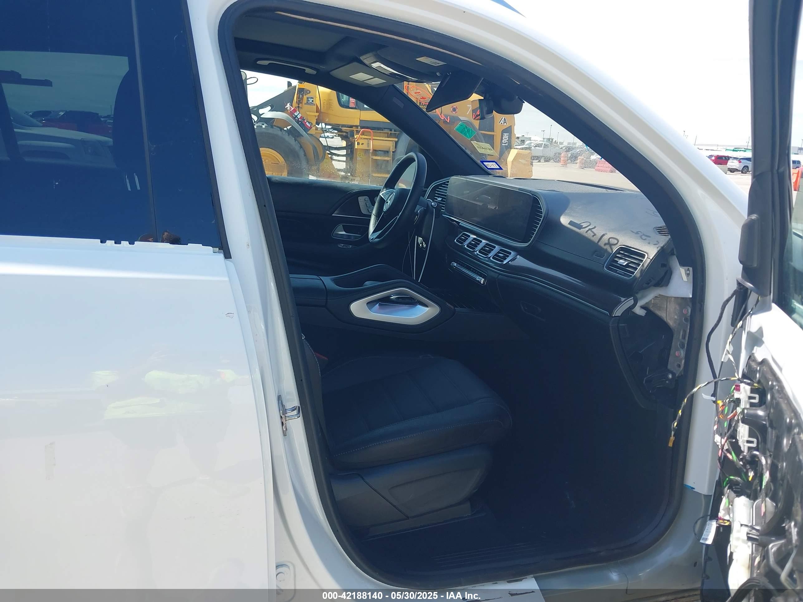 MERCEDES-BENZ GLE image 5