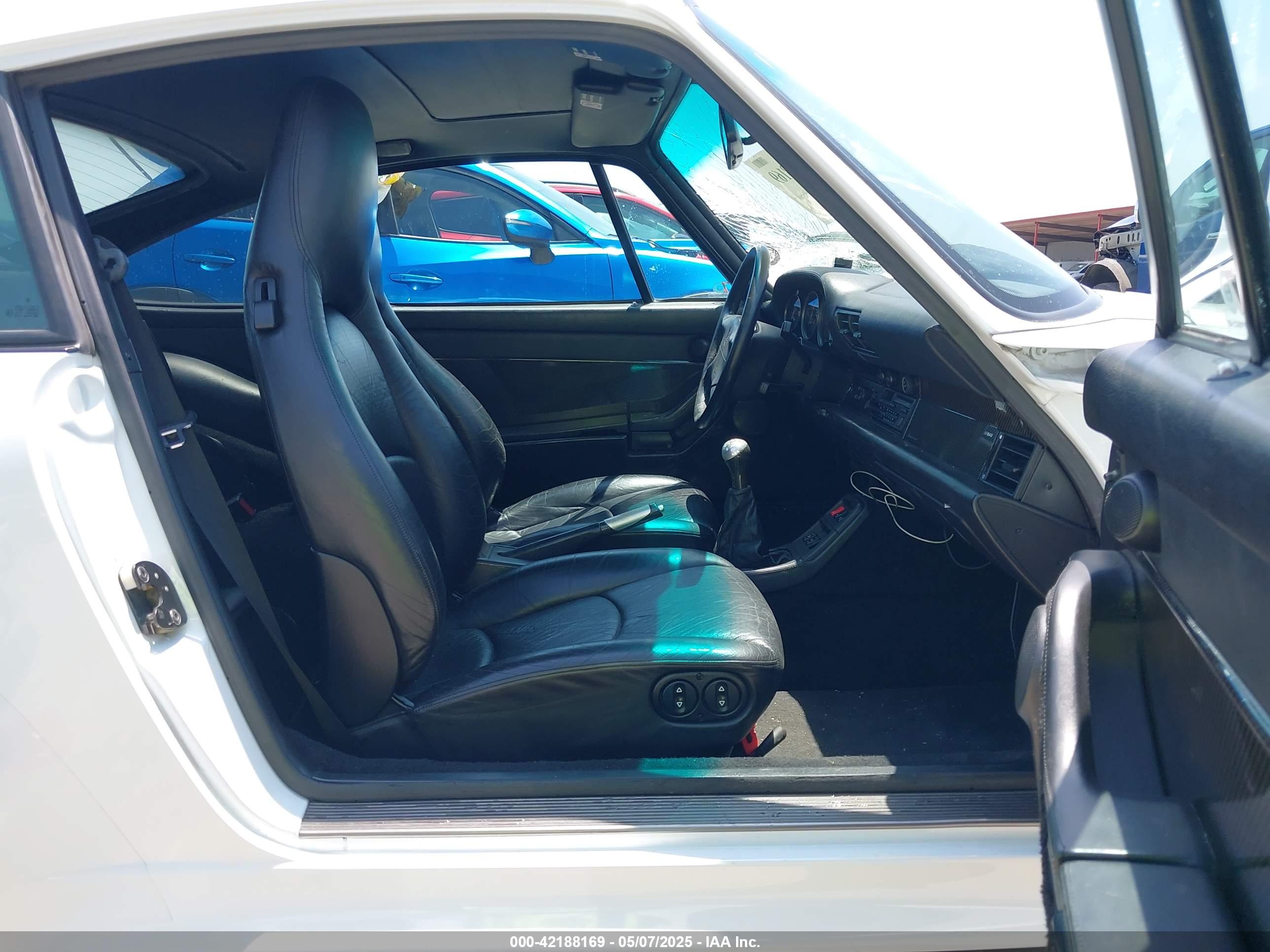 PORSCHE 911 image 5