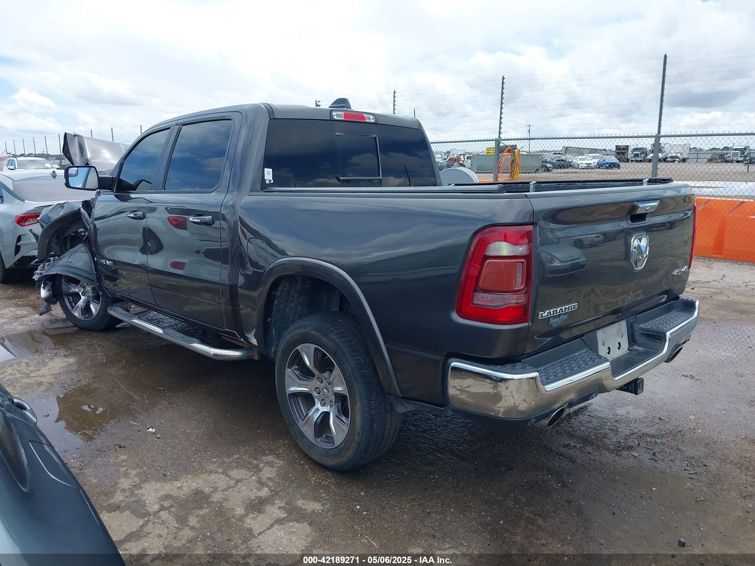 RAM 1500 image 3