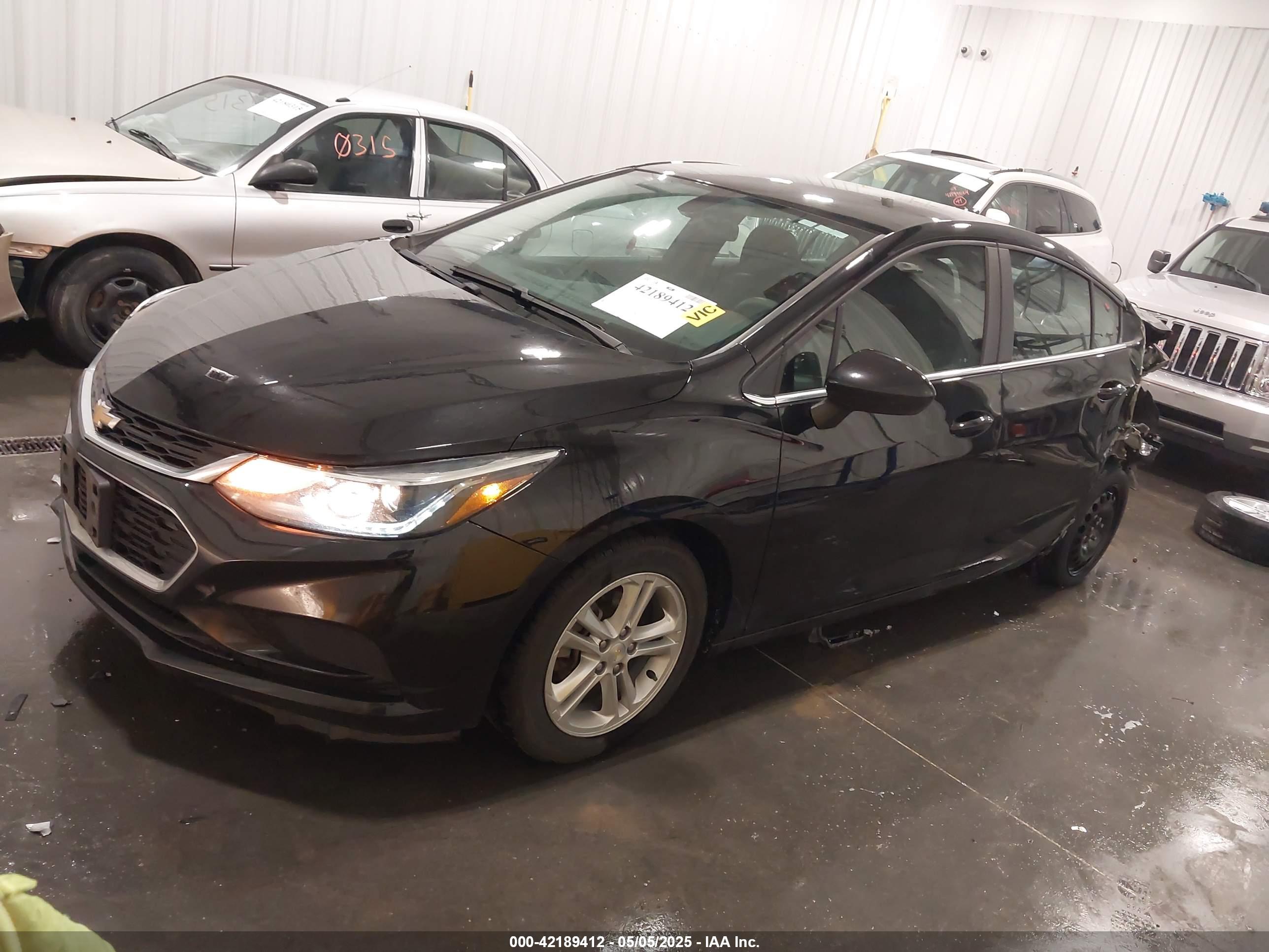 CHEVROLET CRUZE image 2