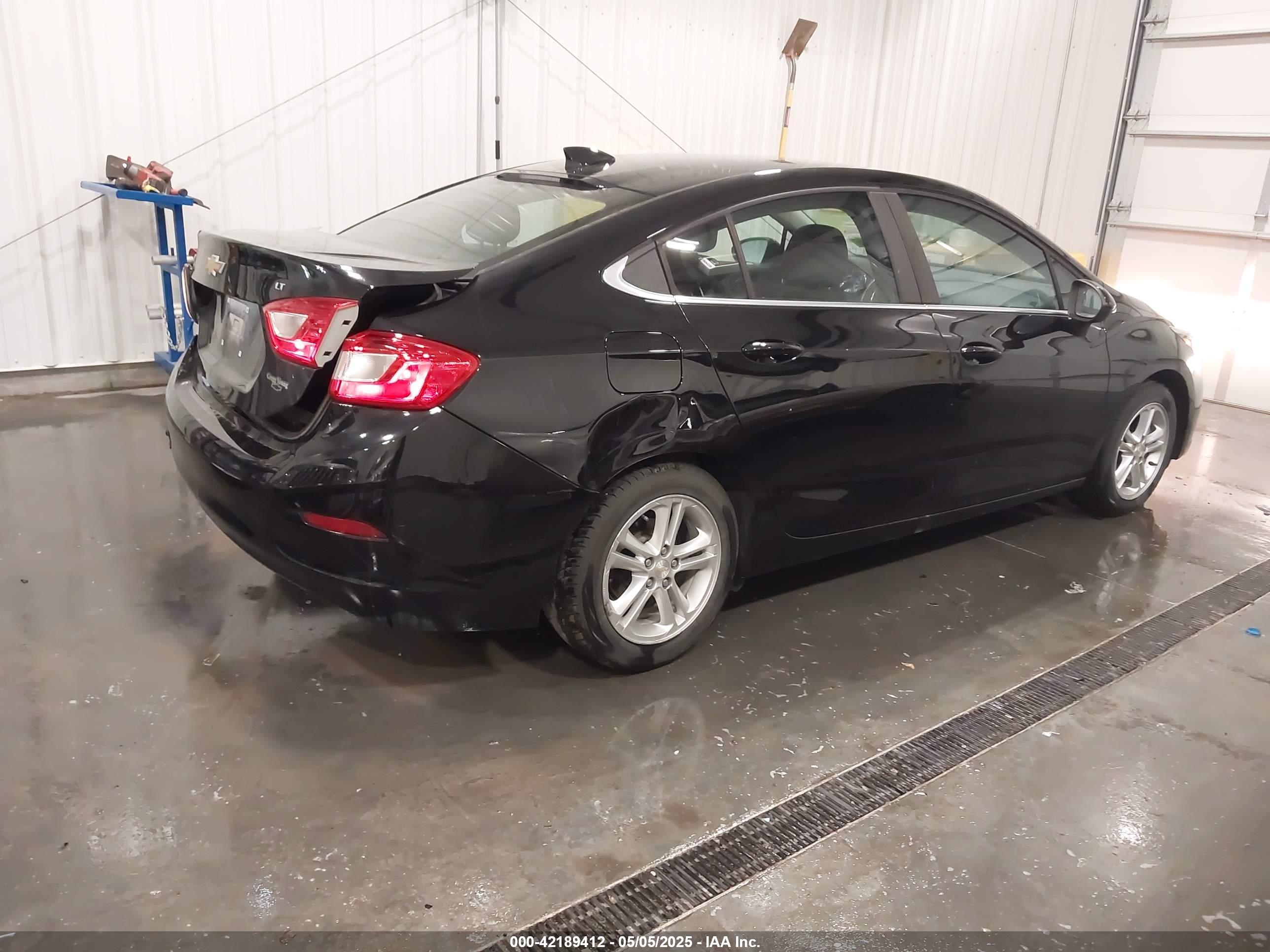 CHEVROLET CRUZE image 4
