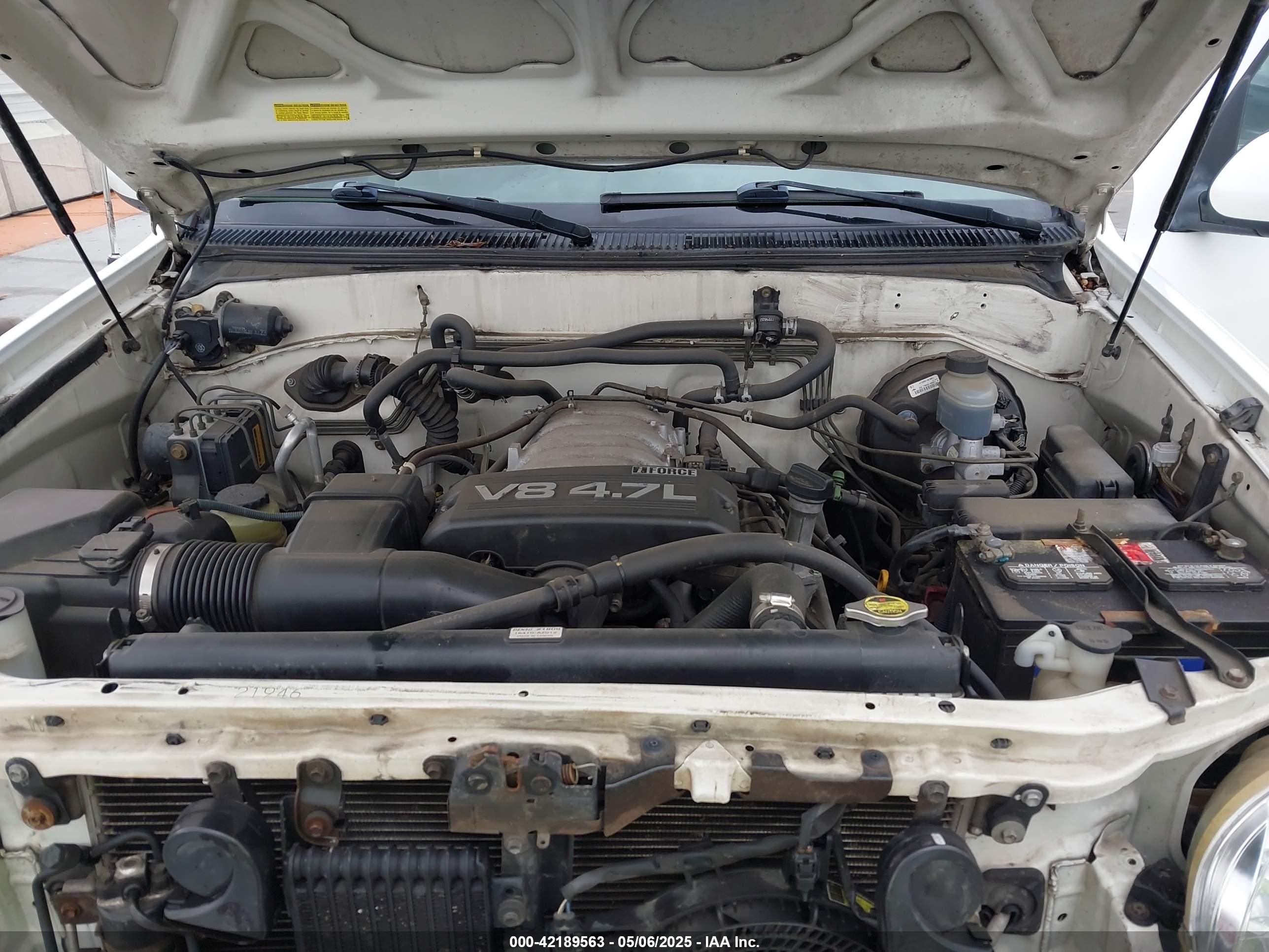 TOYOTA SEQUOIA image 10