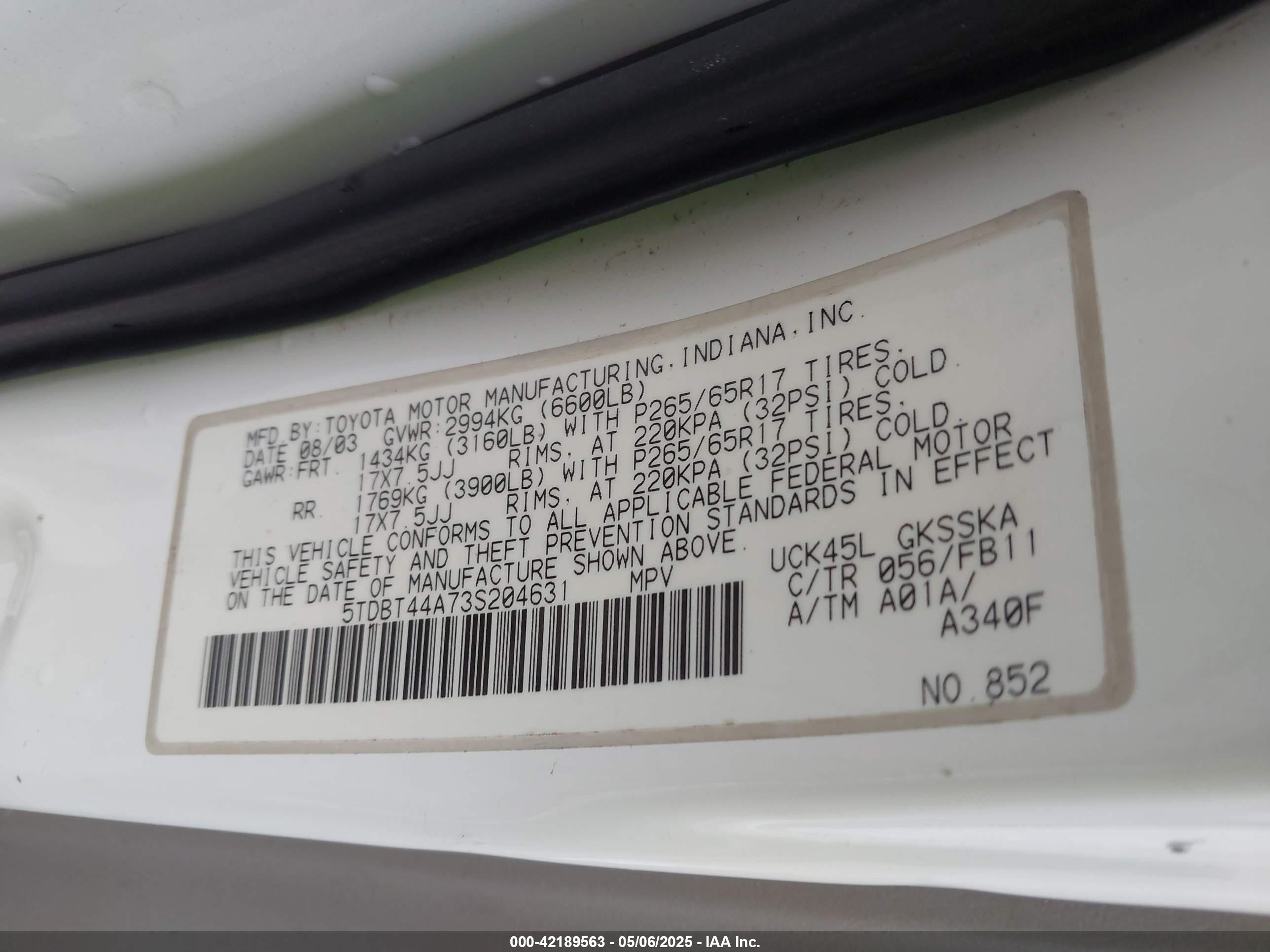 TOYOTA SEQUOIA image 9