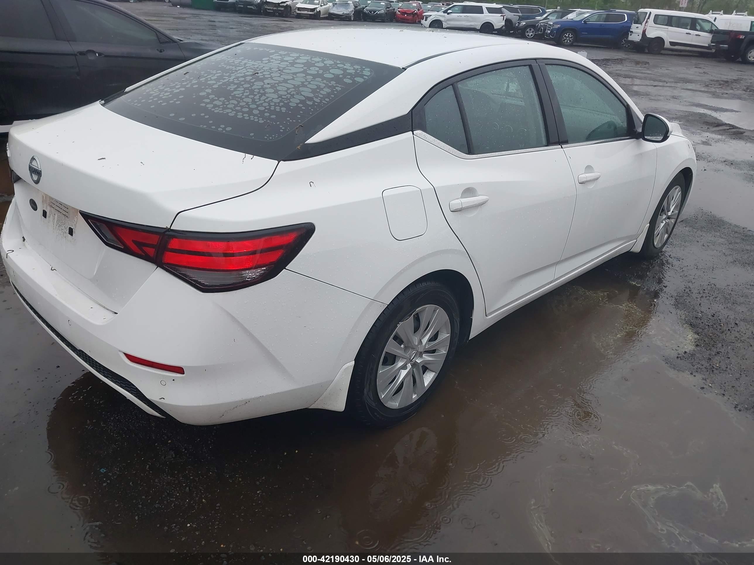NISSAN SENTRA image 4