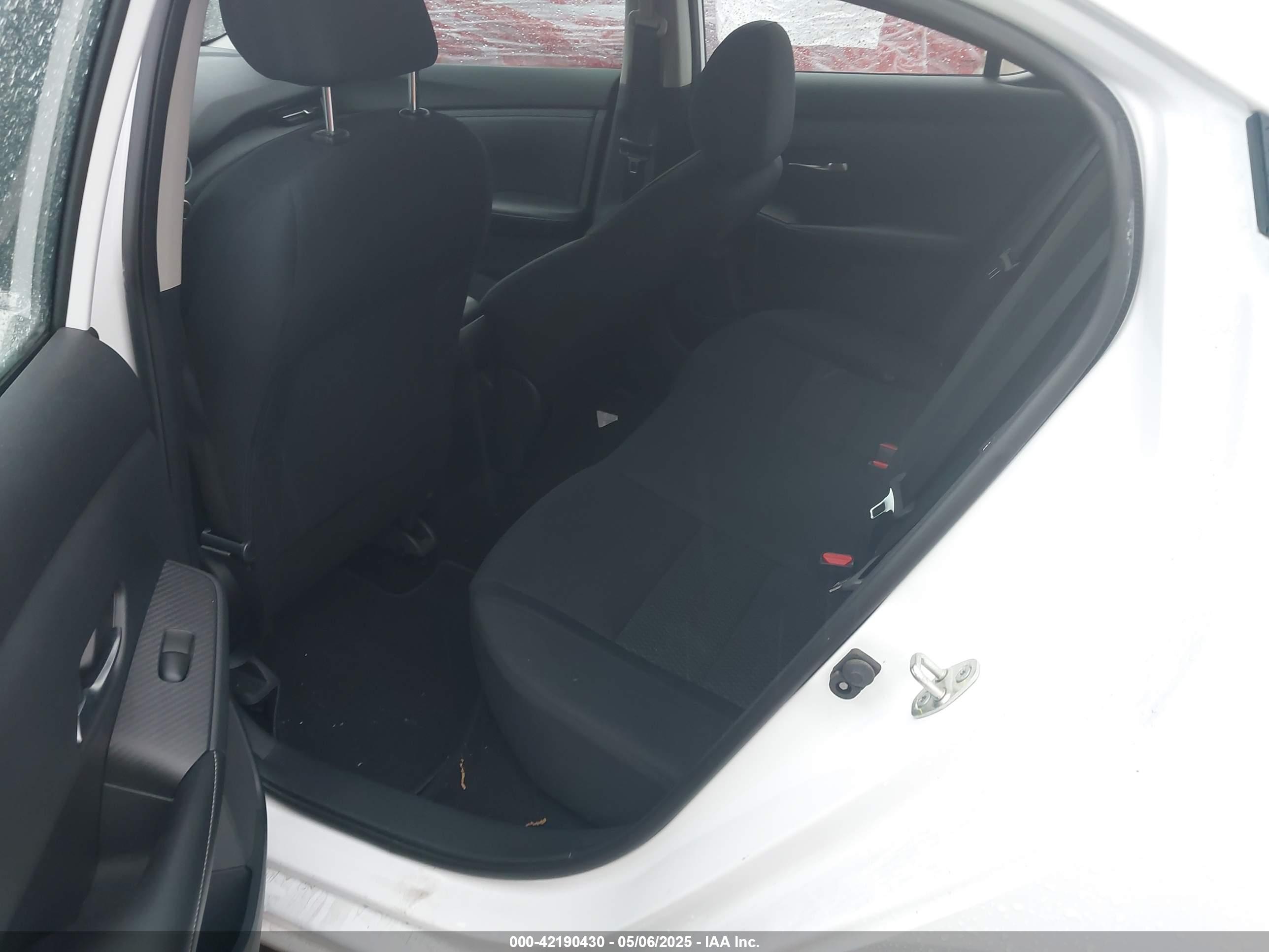 NISSAN SENTRA image 8