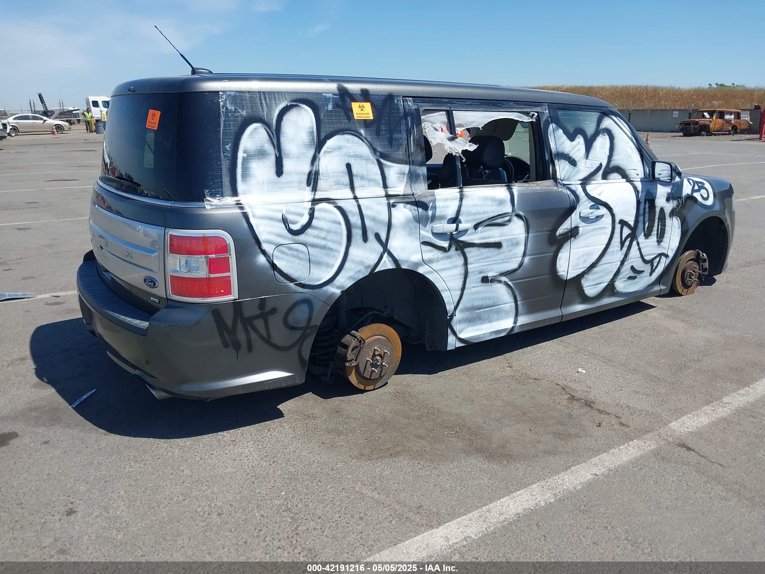 FORD FLEX image 4
