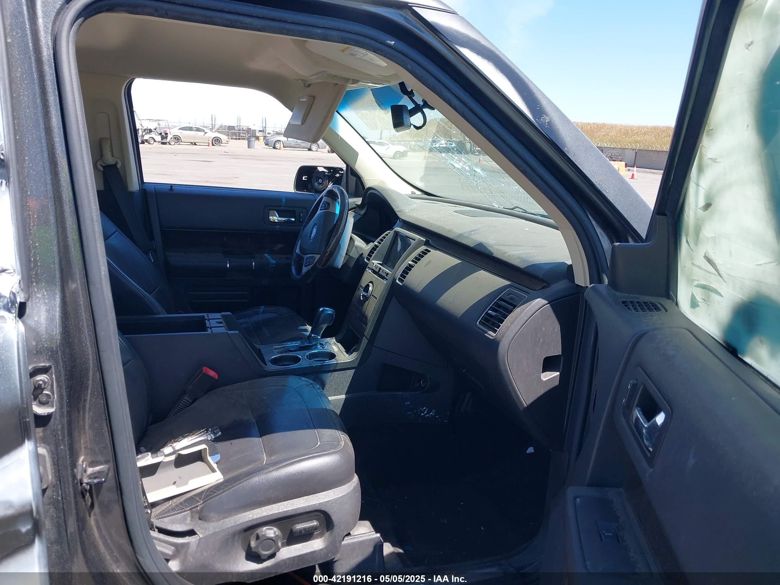 FORD FLEX image 5