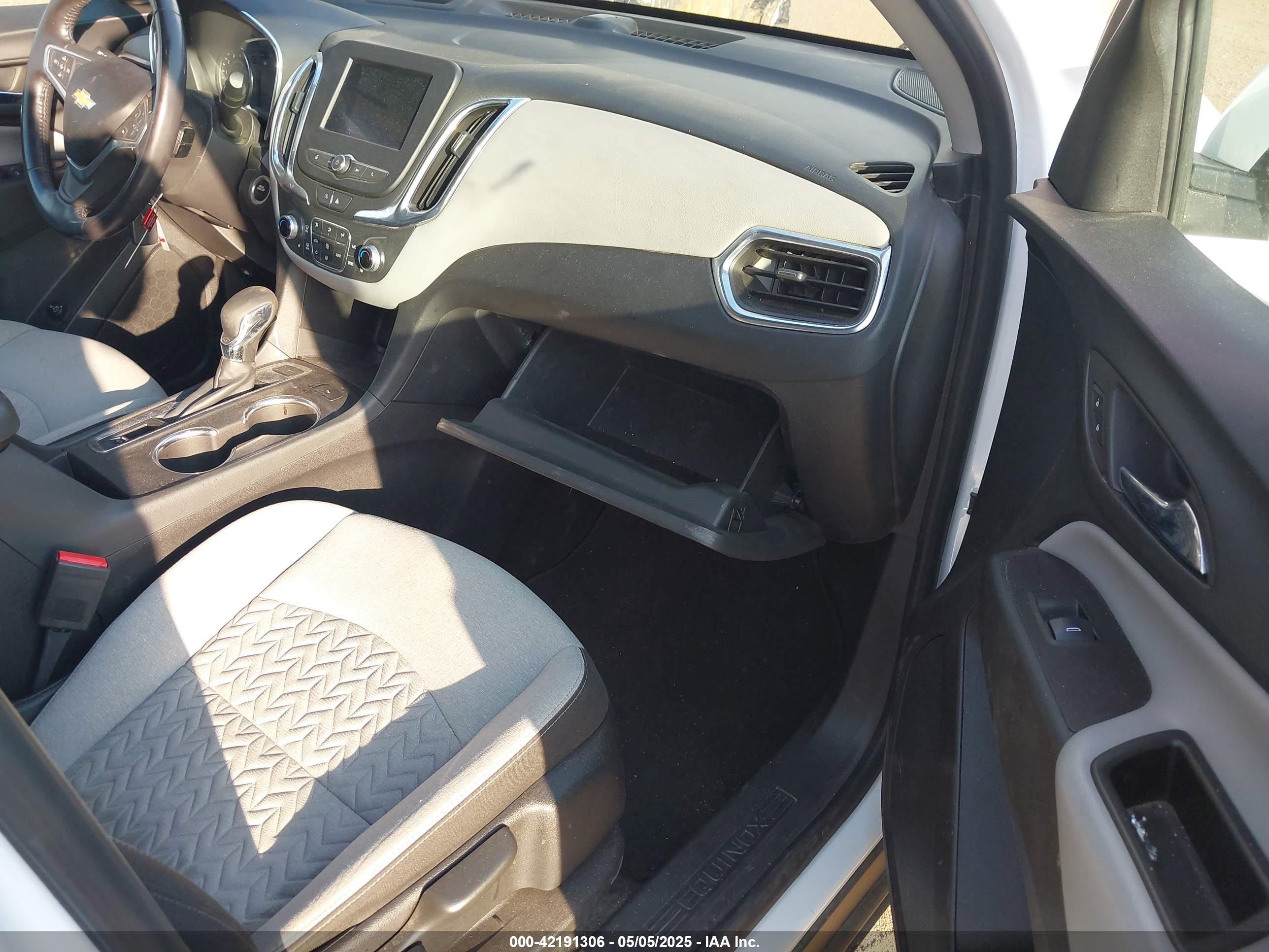 CHEVROLET EQUINOX image 5