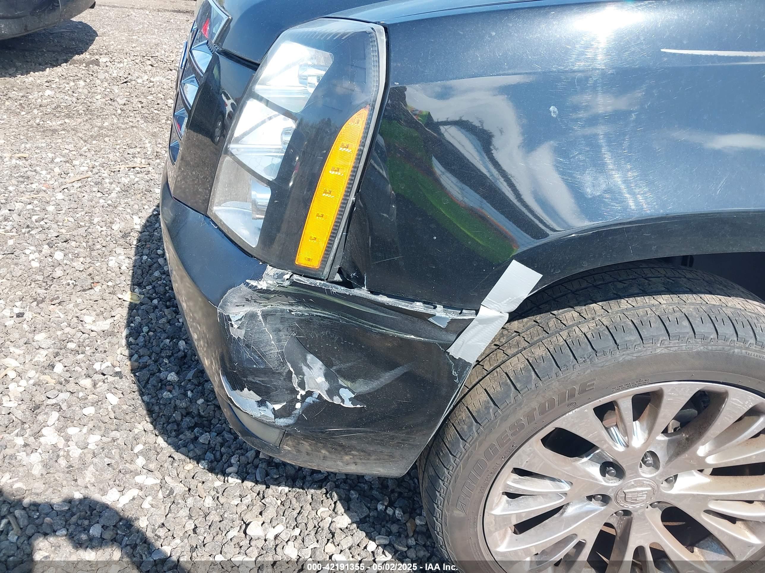 CADILLAC ESCALADE image 6