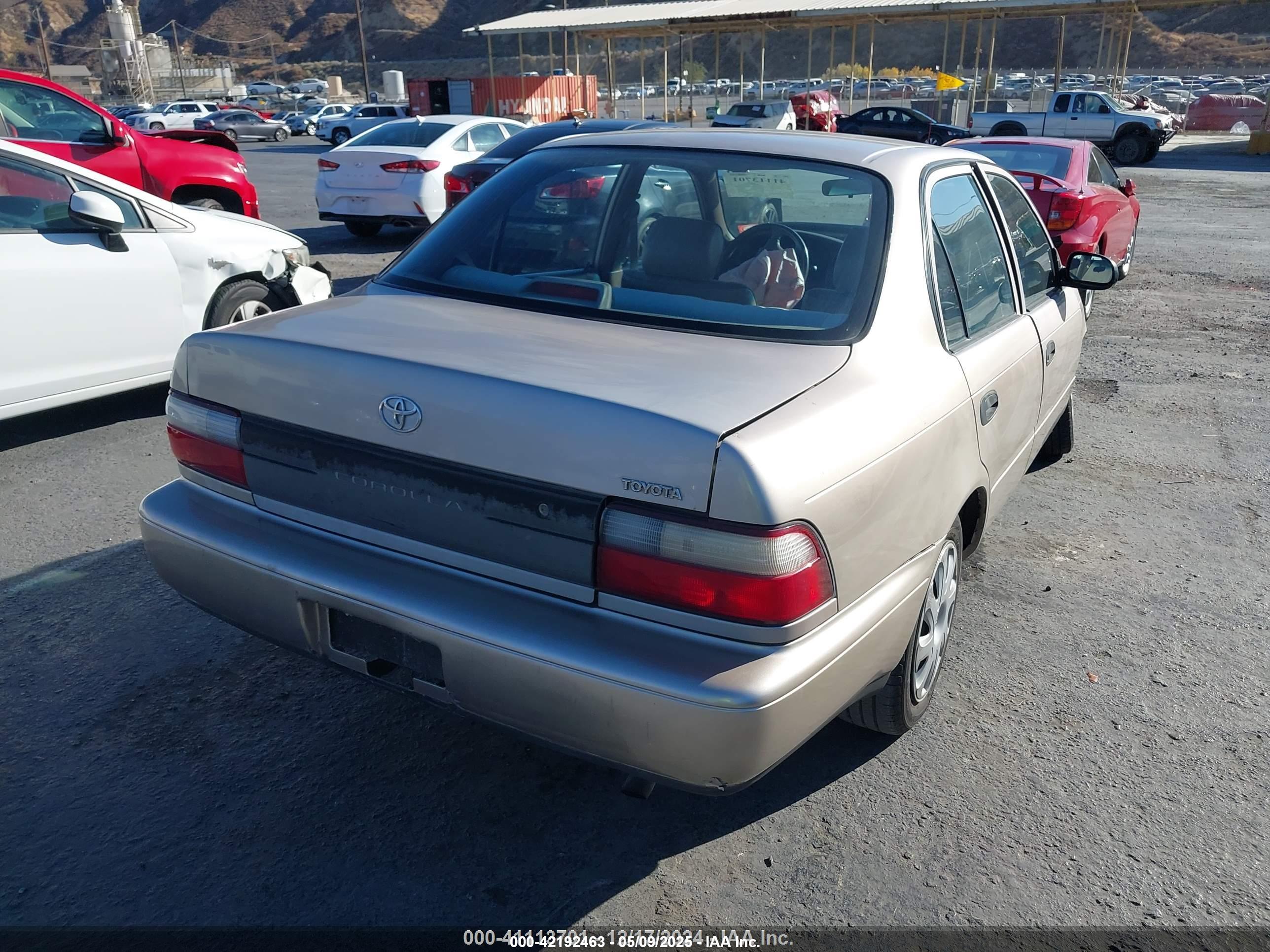 TOYOTA COROLLA image 4