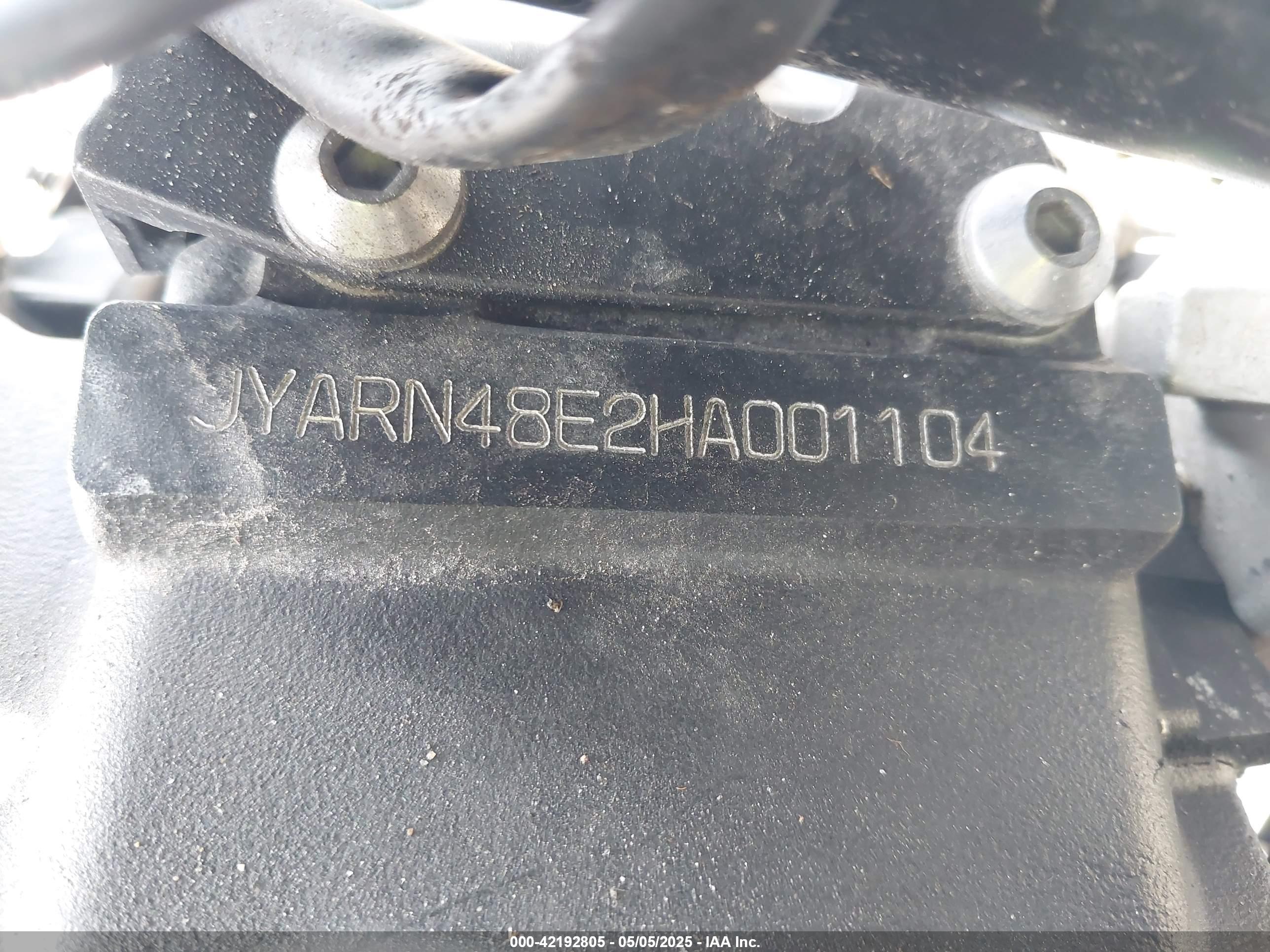 YAMAHA FZ10 image 10