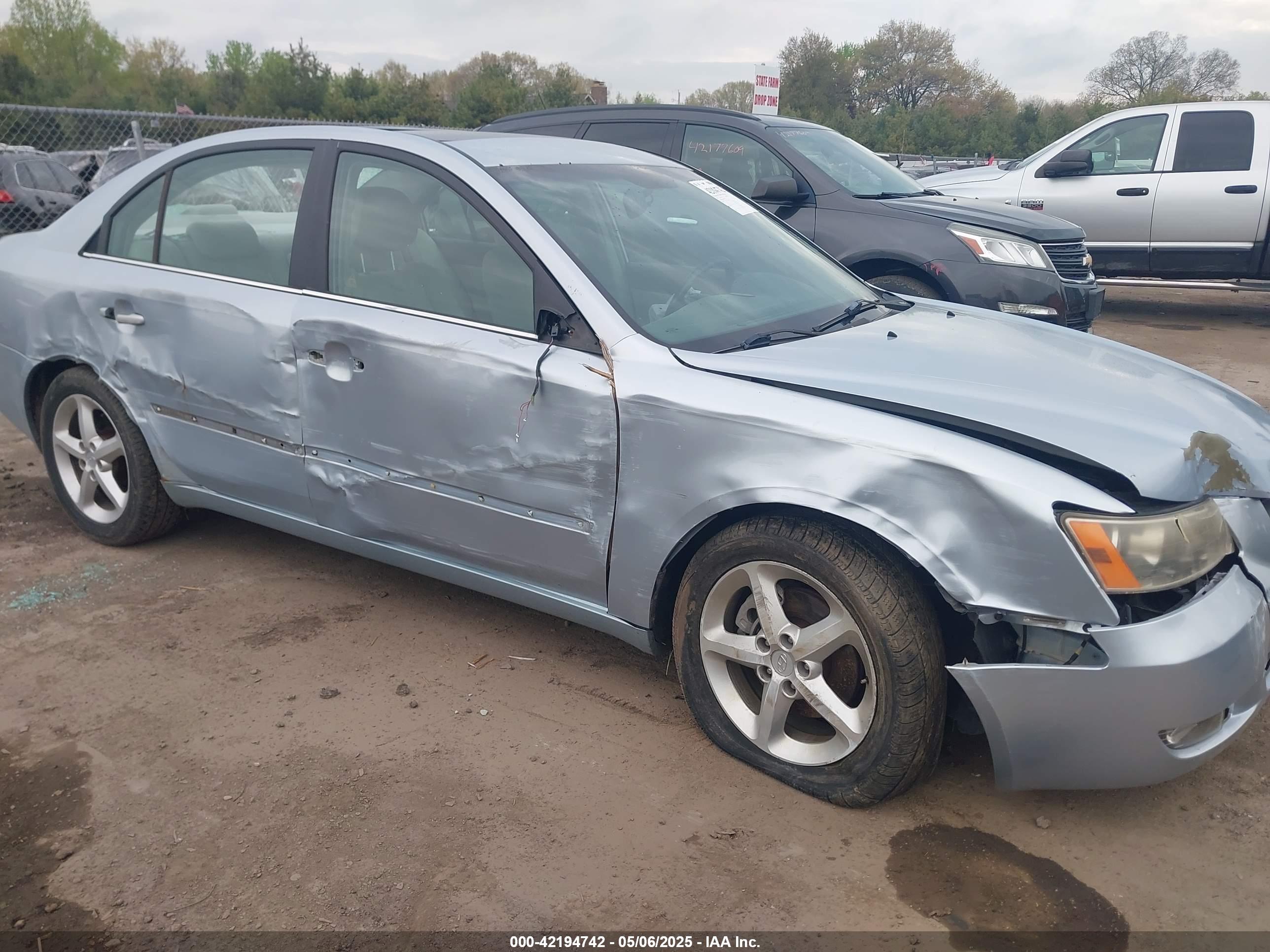 HYUNDAI SONATA image 6
