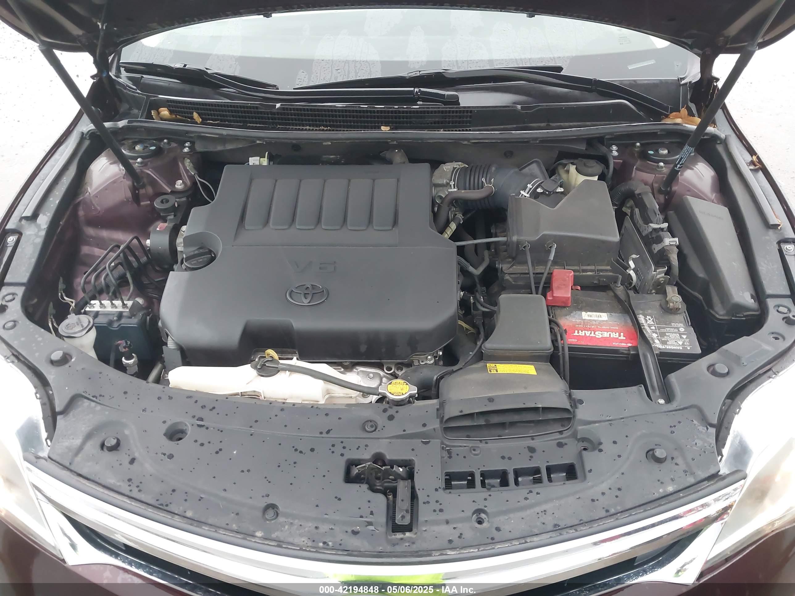 TOYOTA AVALON image 10