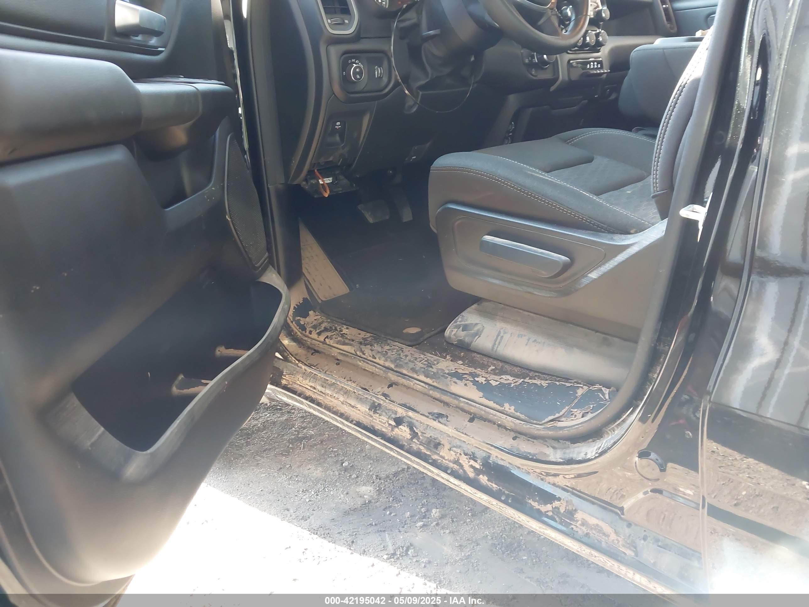 RAM 1500 image 6
