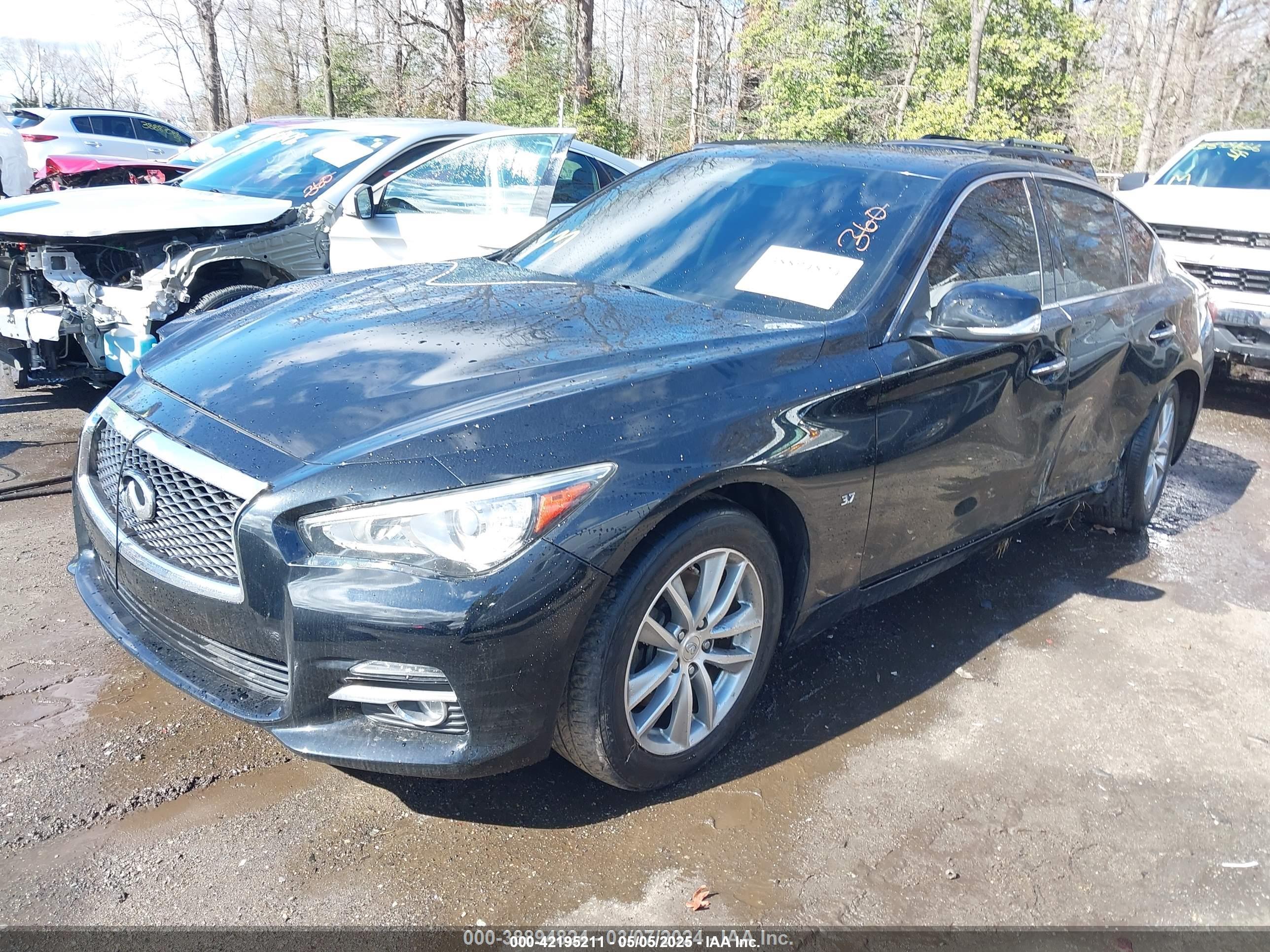 INFINITI Q50 image 2