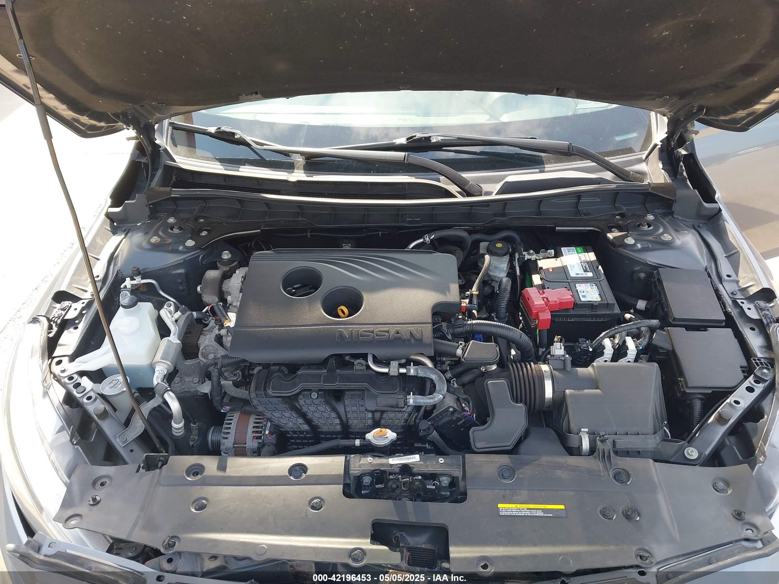 NISSAN ALTIMA image 10
