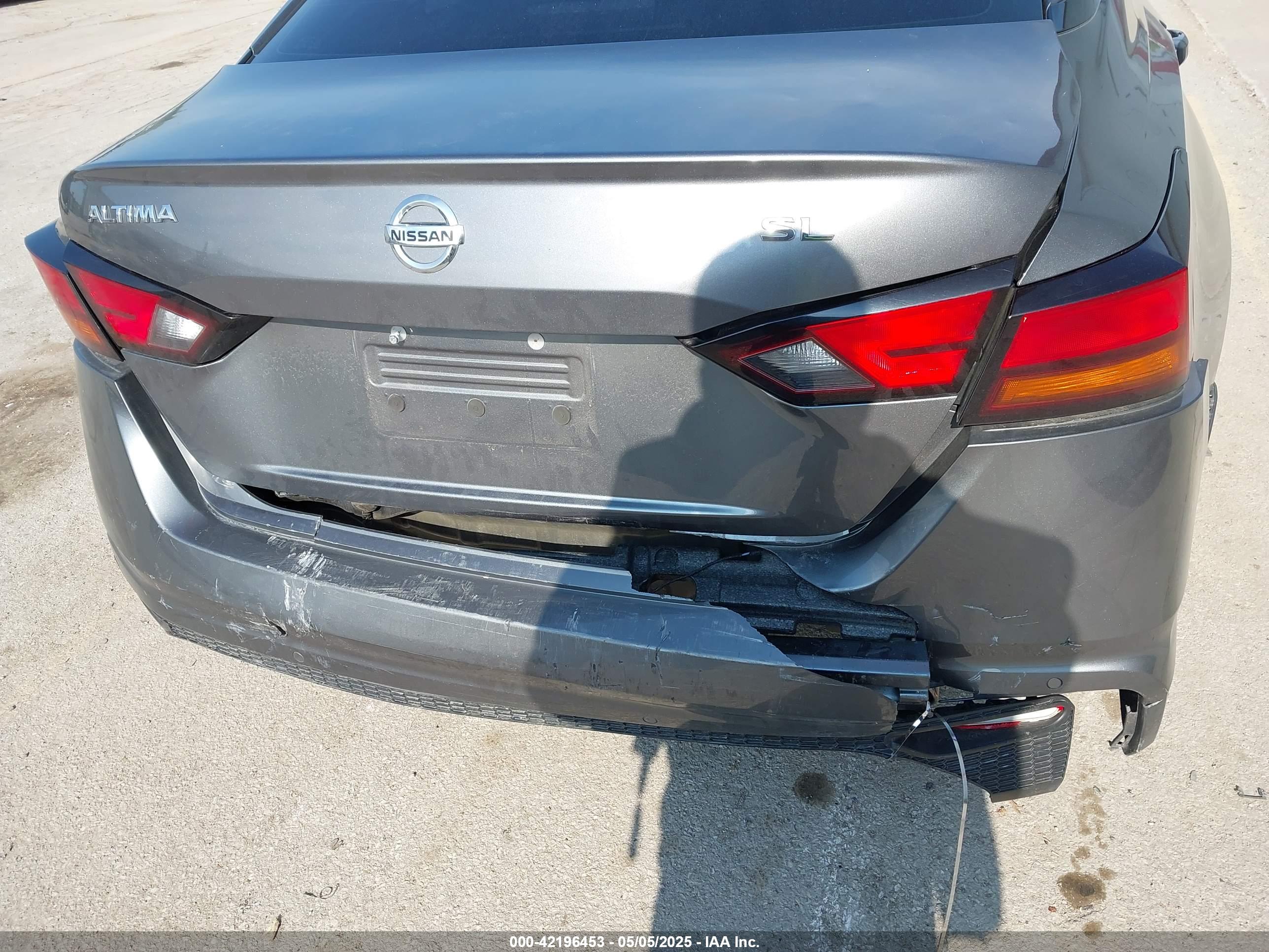 NISSAN ALTIMA image 6