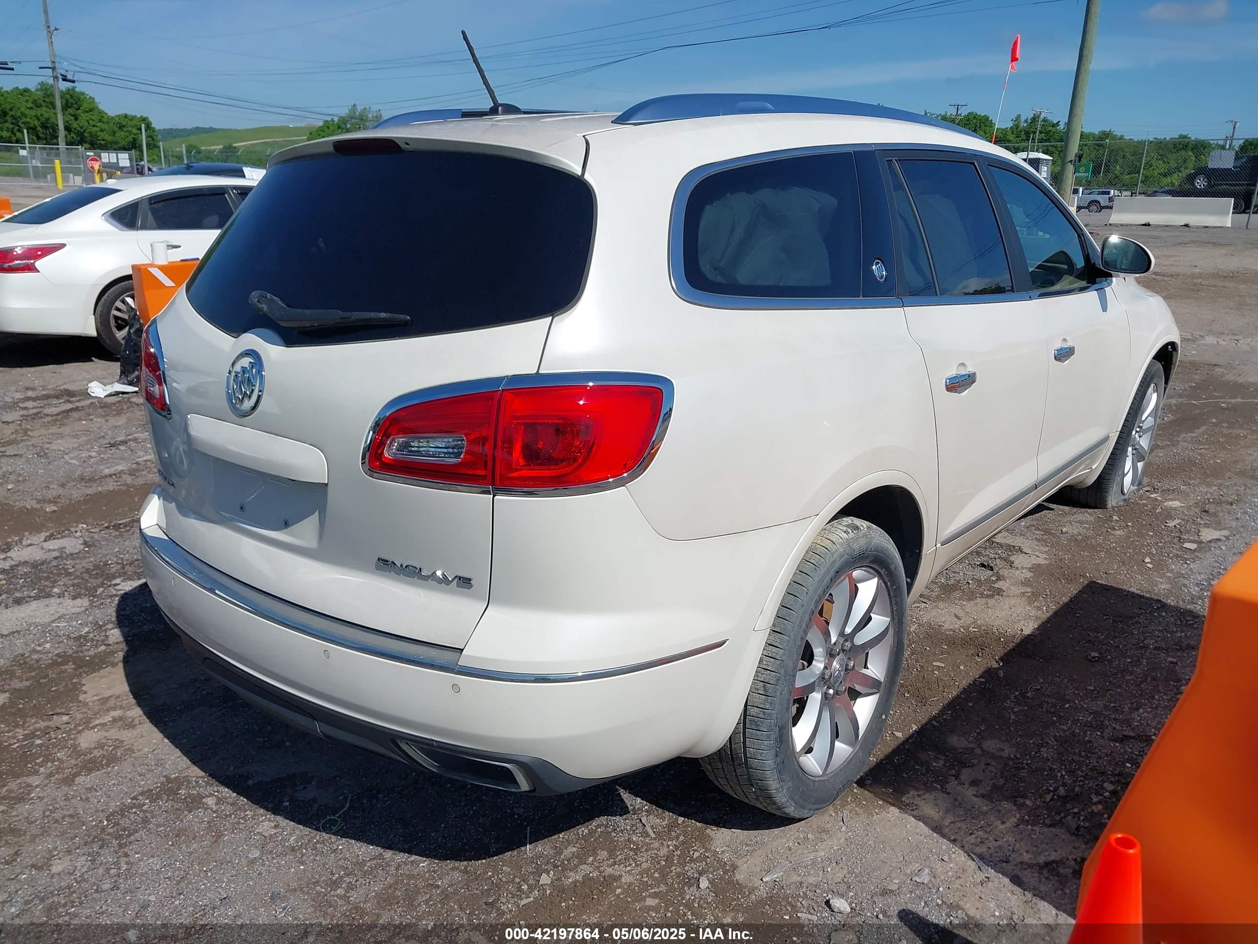 BUICK ENCLAVE image 4