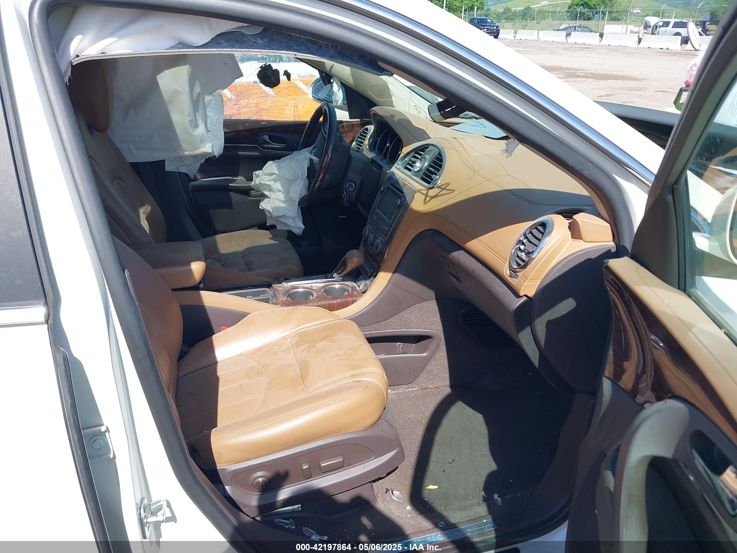 BUICK ENCLAVE image 5