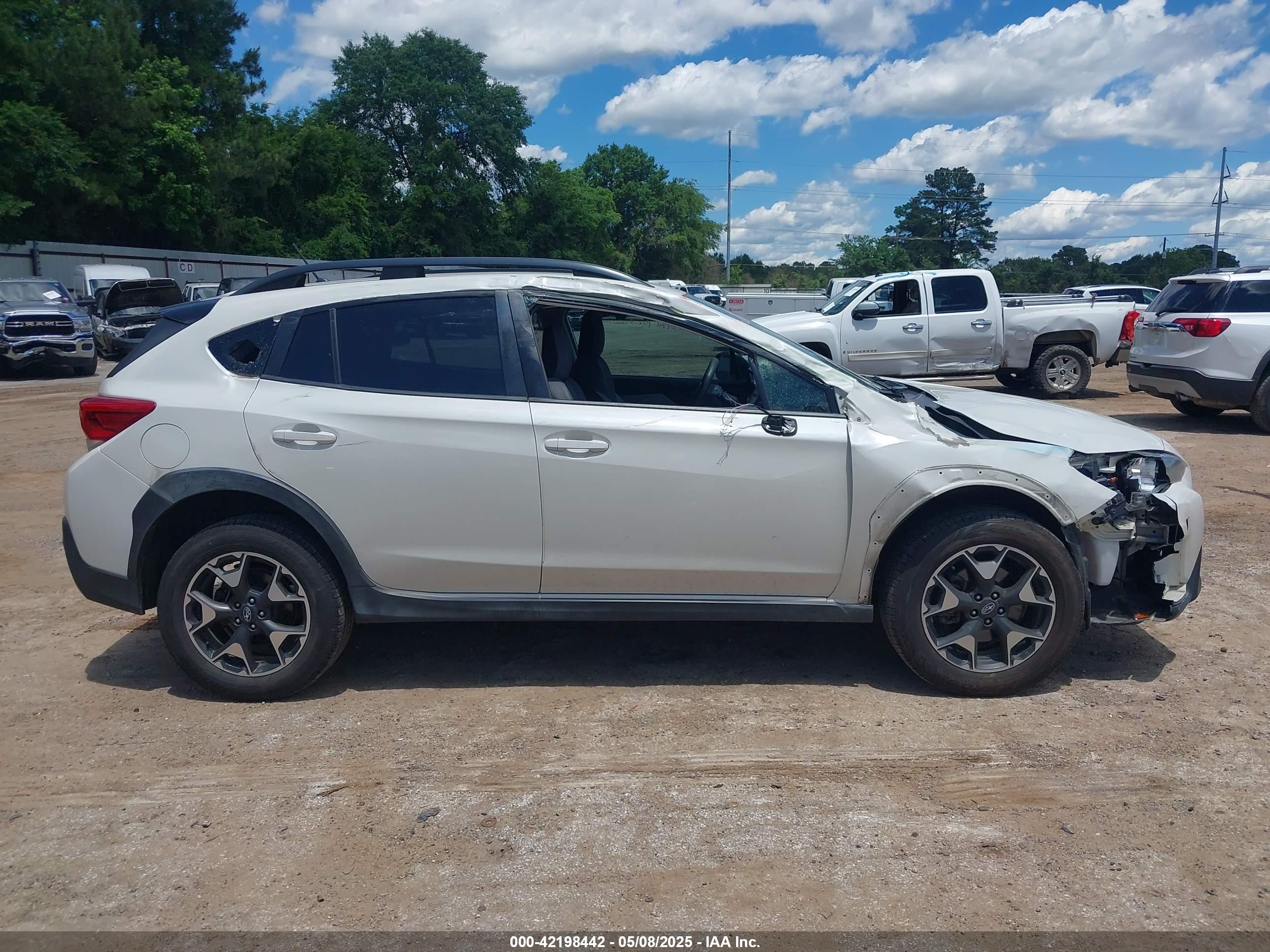 SUBARU CROSSTREK image 6