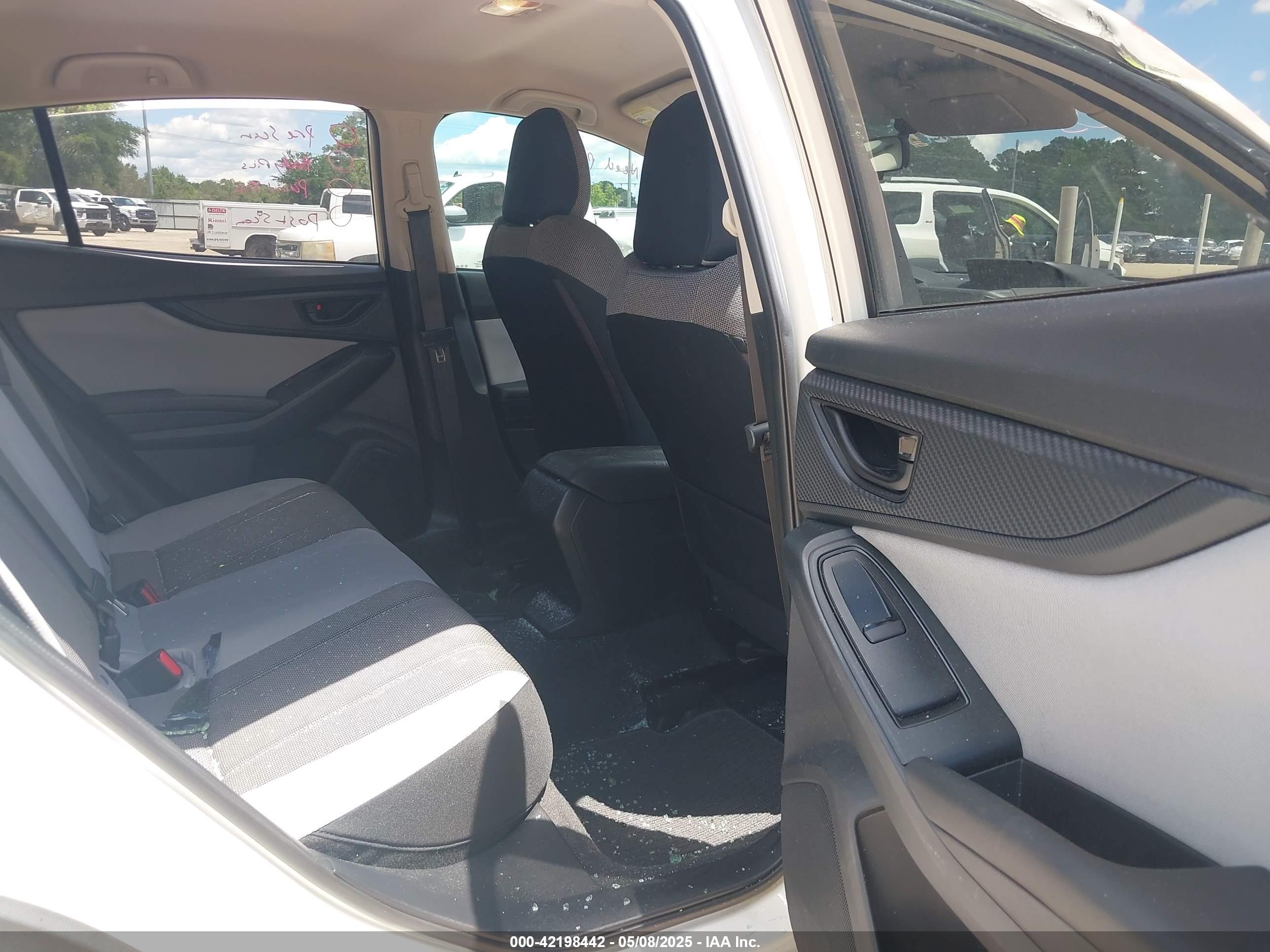 SUBARU CROSSTREK image 8