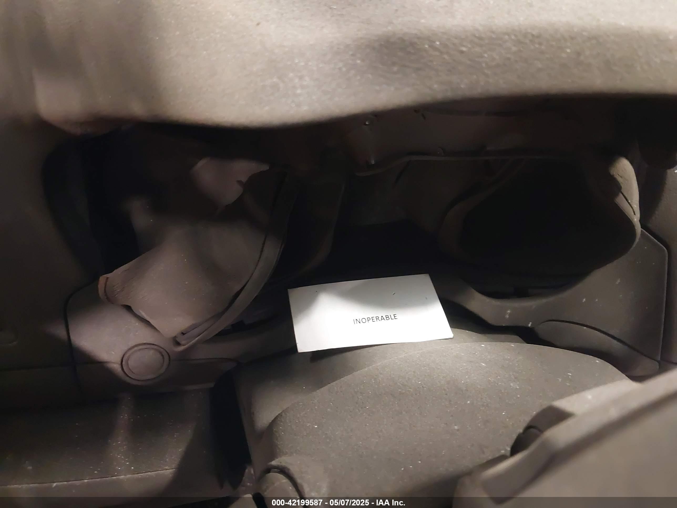 SUBARU OUTBACK image 7