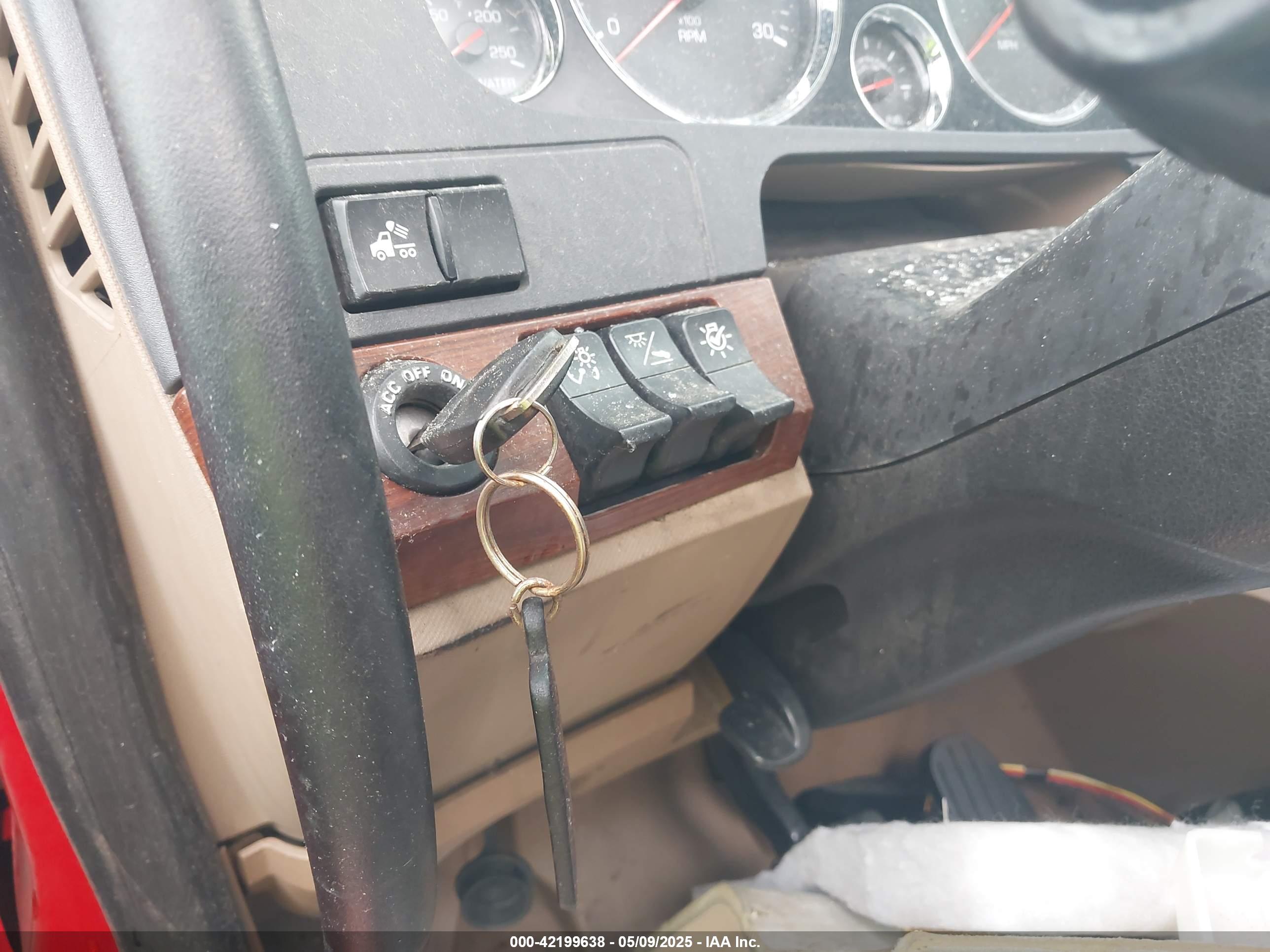 KENWORTH T680 image 11